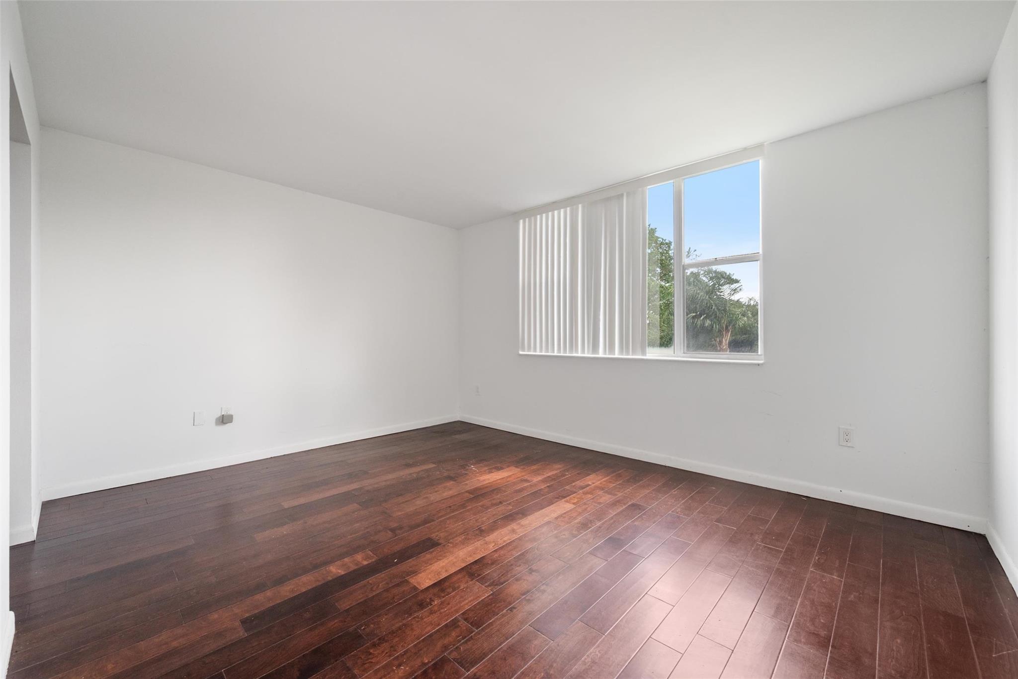 3850 Washington Street 315, Hollywood, FL 33021