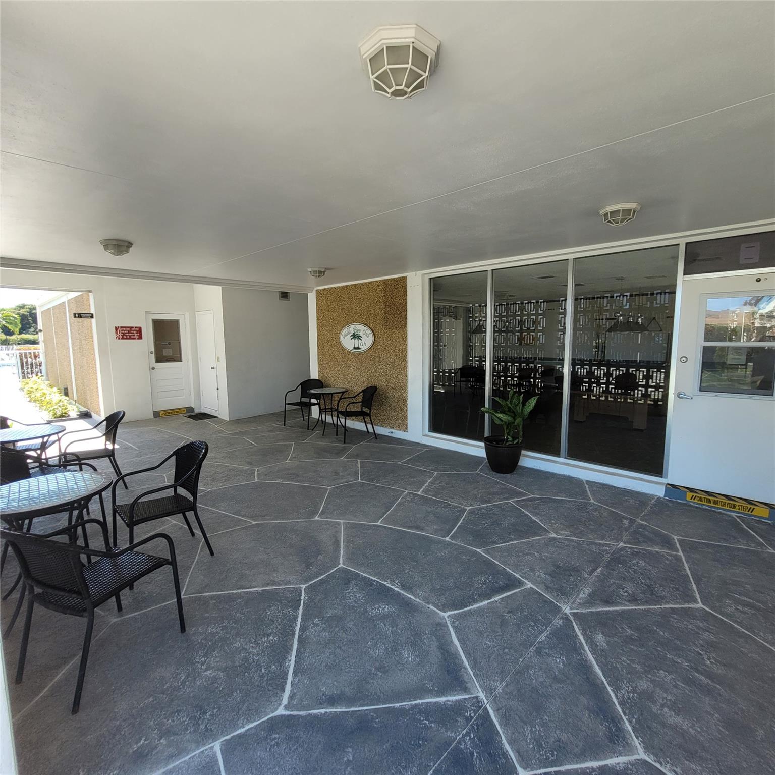 area outside entering pooltable area