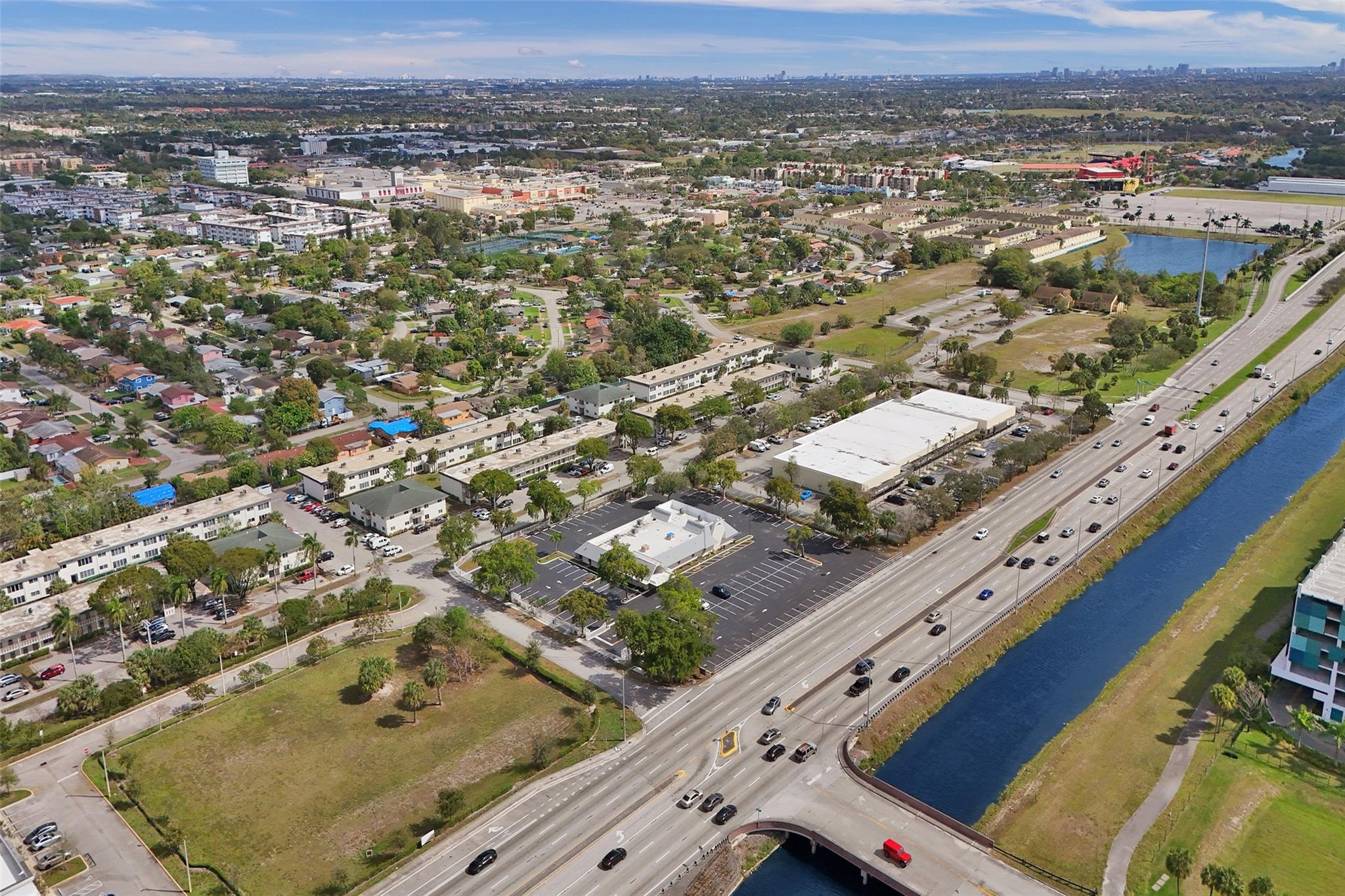 4441 W Sunrise Boulevard, Plantation, FL 33313