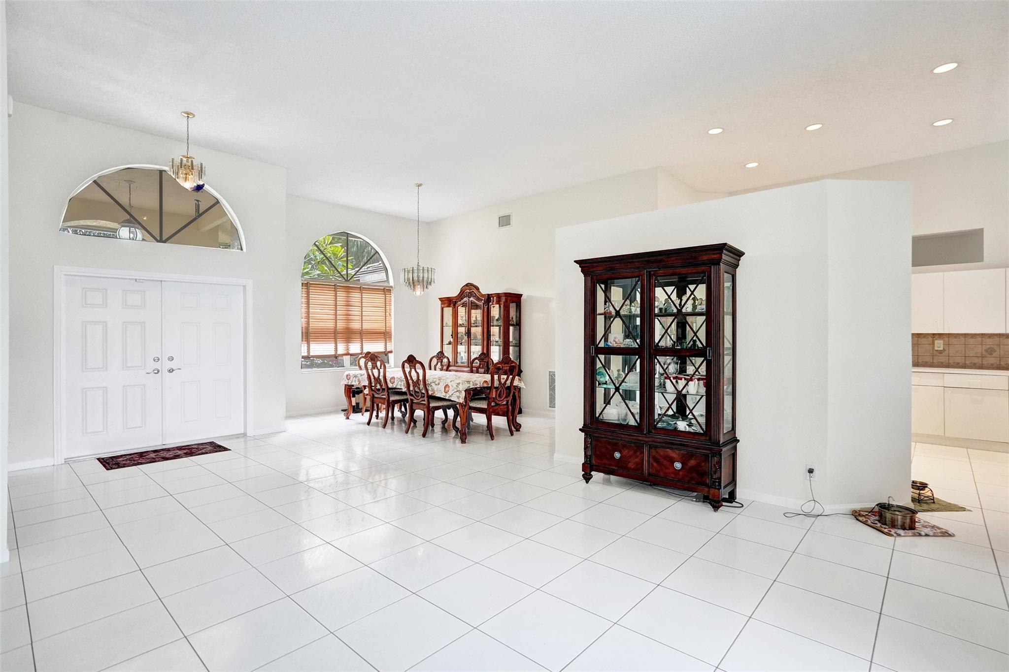 6411 NW 41st Street, Coral Springs, FL 33067