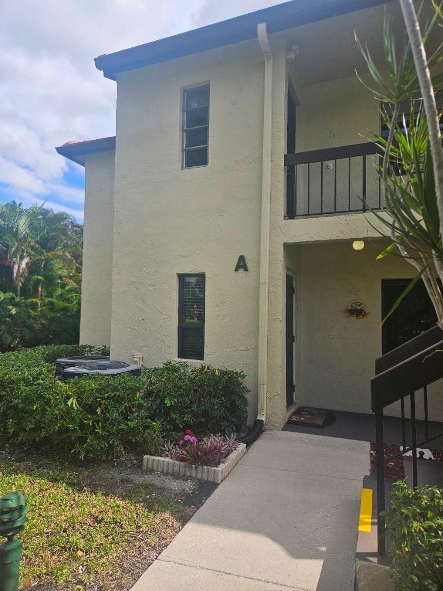 Photo for 8310 Casa Del Lago, A, Boca Raton, FL 33433 - listing #FX-10535203 8310 Casa Del Lago, A, Boca Raton, FL 33433