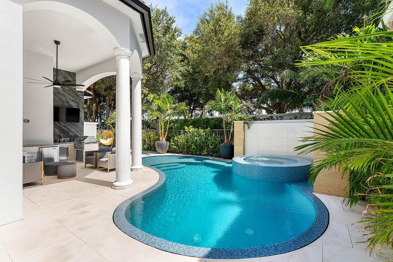 Photo for 17849 Villa Club Way, Boca Raton, FL 33496 - Listing #FX-10518614 17849 Villa Club Way, Boca Raton, FL 33496