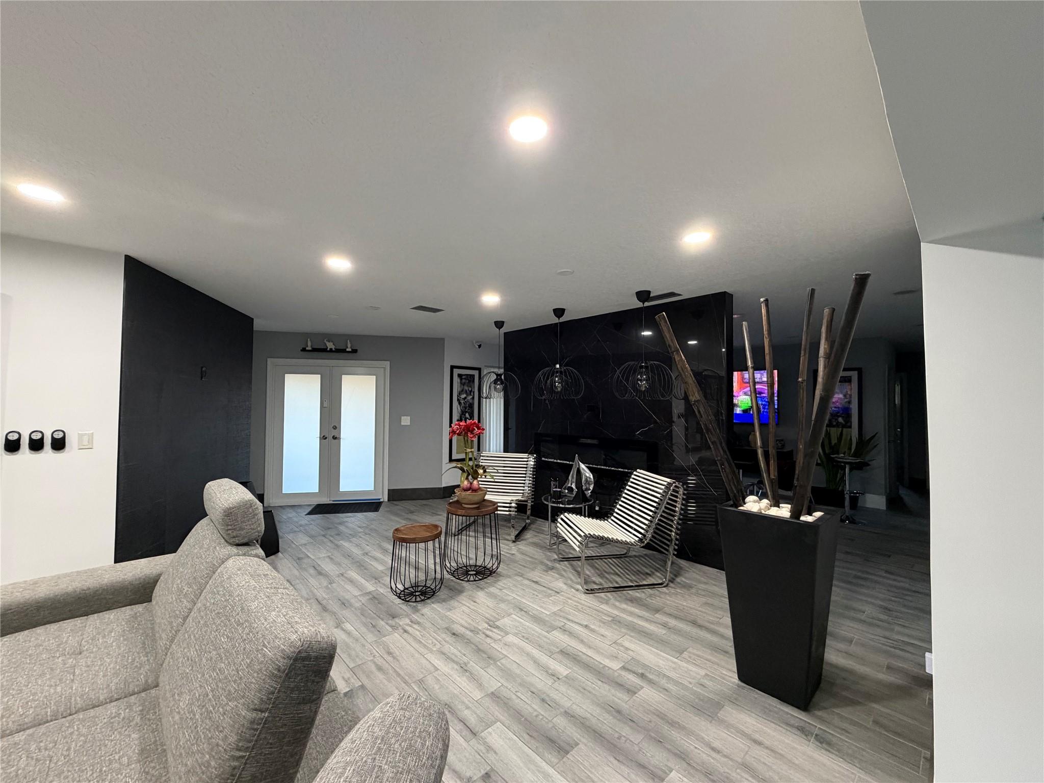 11240 NW 43rd Street, Coral Springs, FL 33065