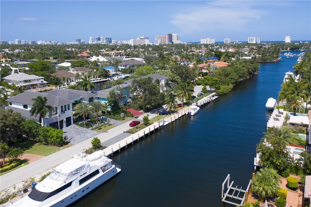 1725 SE 8th Street, Fort Lauderdale, FL 33316