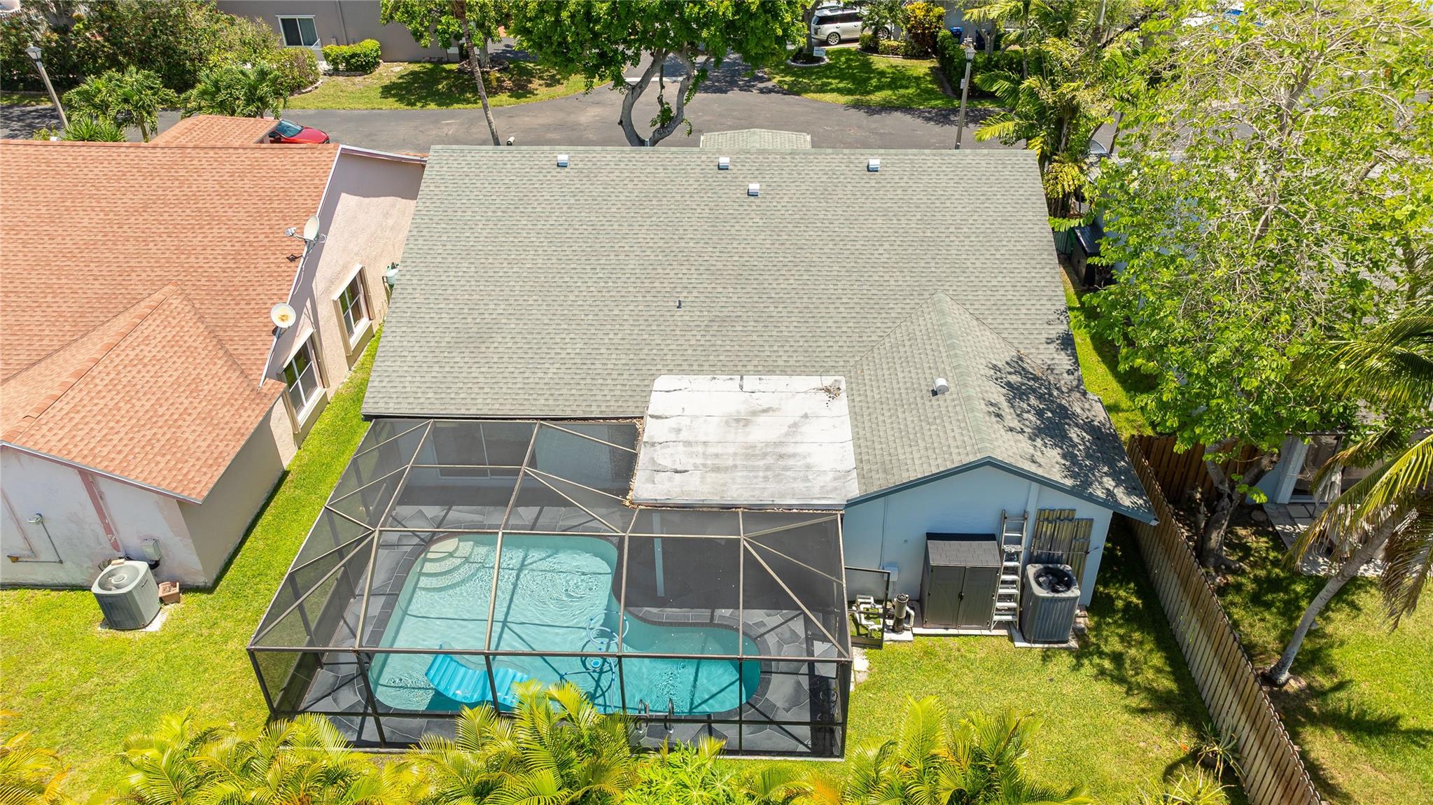 Private seculed yard