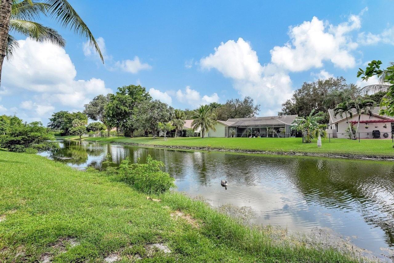 9066 NW 52nd Court, Coral Springs, FL 33067