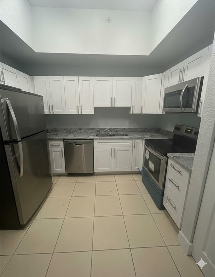 2801 Riverside Drive 204, Coral Springs, FL 33065