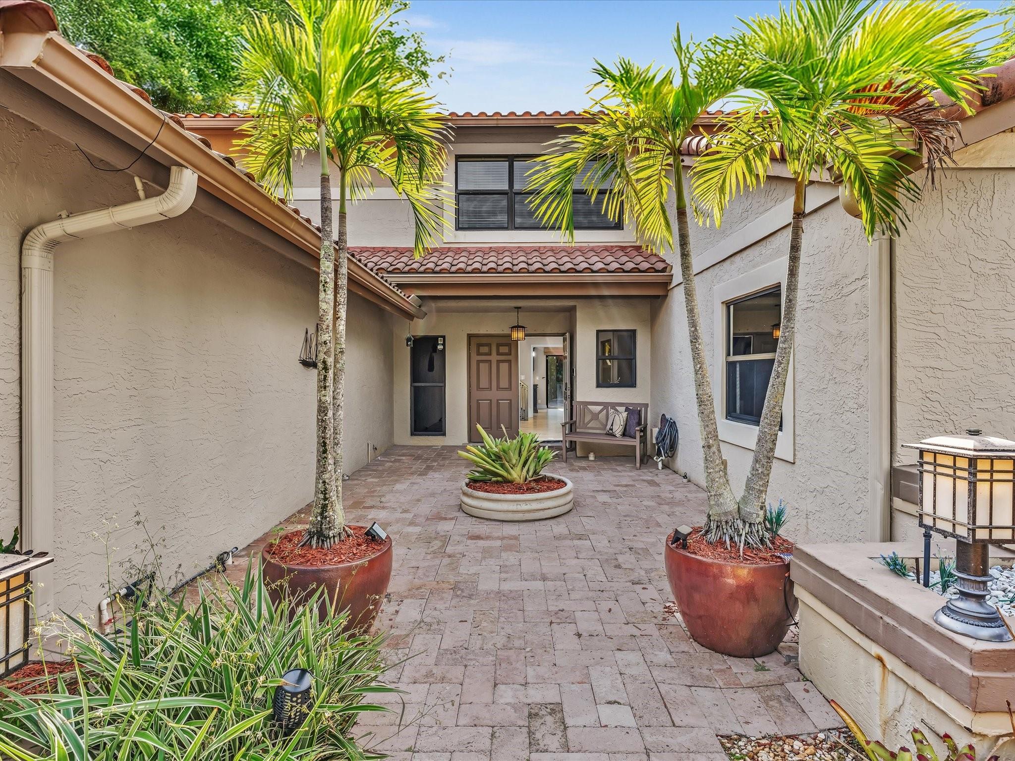 10320 NW 6th Street, Coral Springs, FL 33071