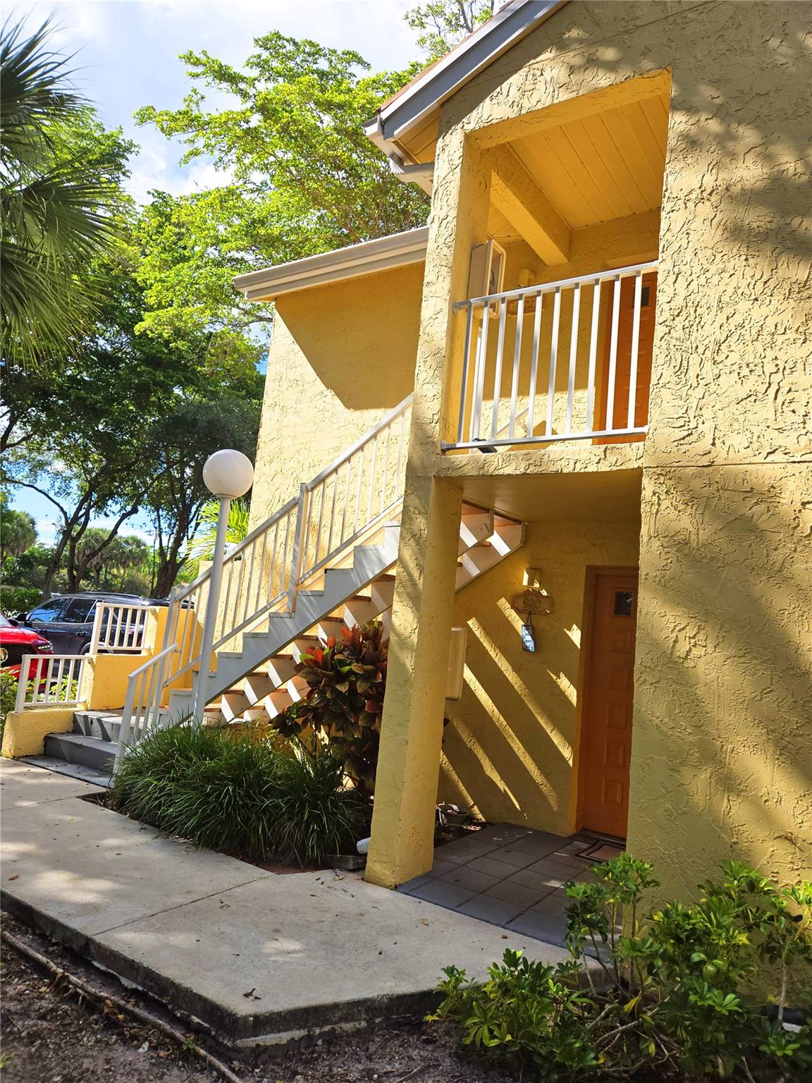 922 Coral Club Drive 922, Coral Springs, FL 33071