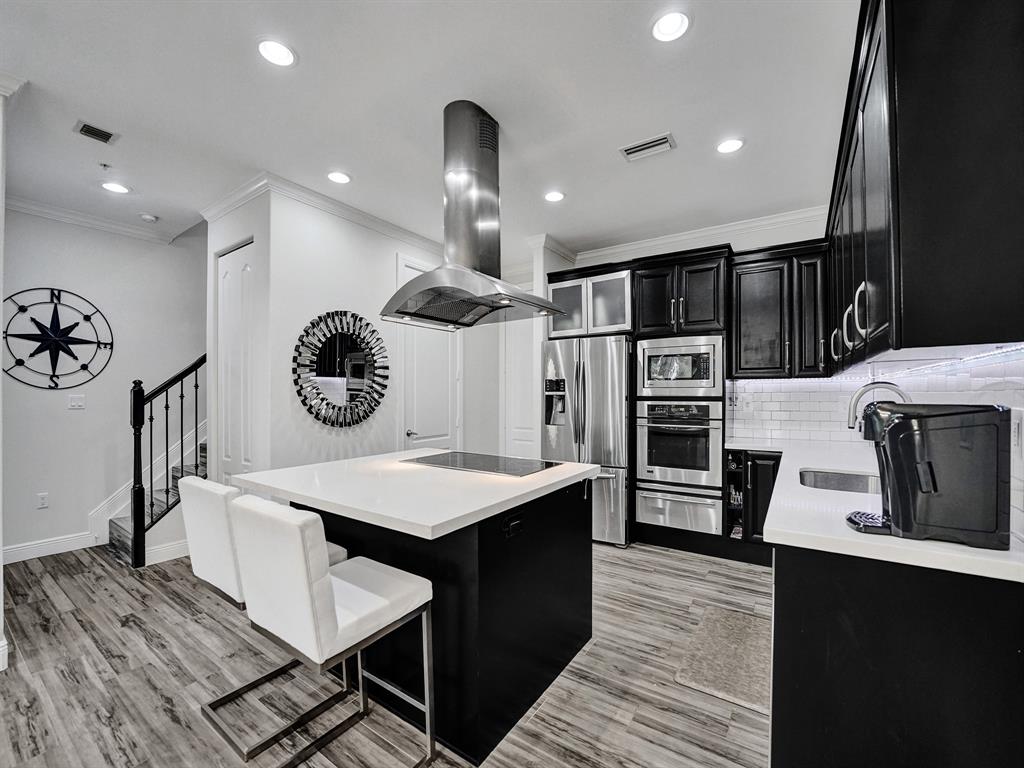 Photo for 1364 Bayview Drive, 1364, Fort Lauderdale, FL 33304 - Listing #FX-10418845 1364 Bayview Drive, 1364, Fort Lauderdale, FL 33304