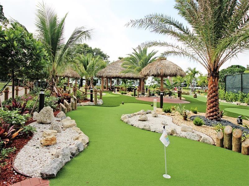 Photo for 140 Farnham F, Deerfield Beach, FL 33442 - listing #FX-10442729 140 Farnham F, Deerfield Beach, FL 33442