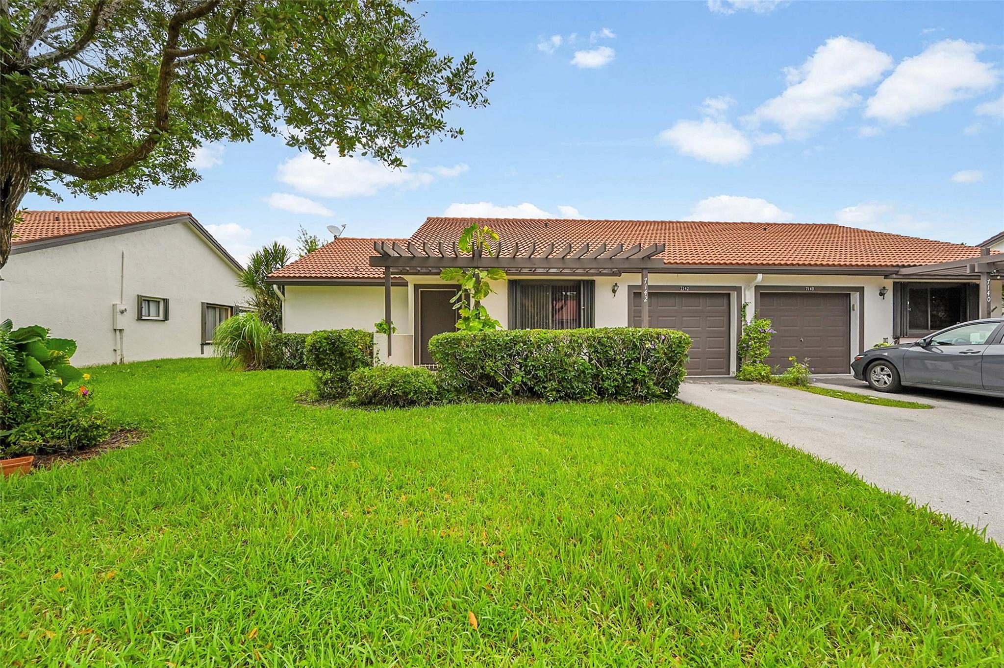 Photo for 7142 Brookwood, 7142, Tamarac, FL 33321 - listing #FX-10528200 7142 Brookwood, 7142, Tamarac, FL 33321