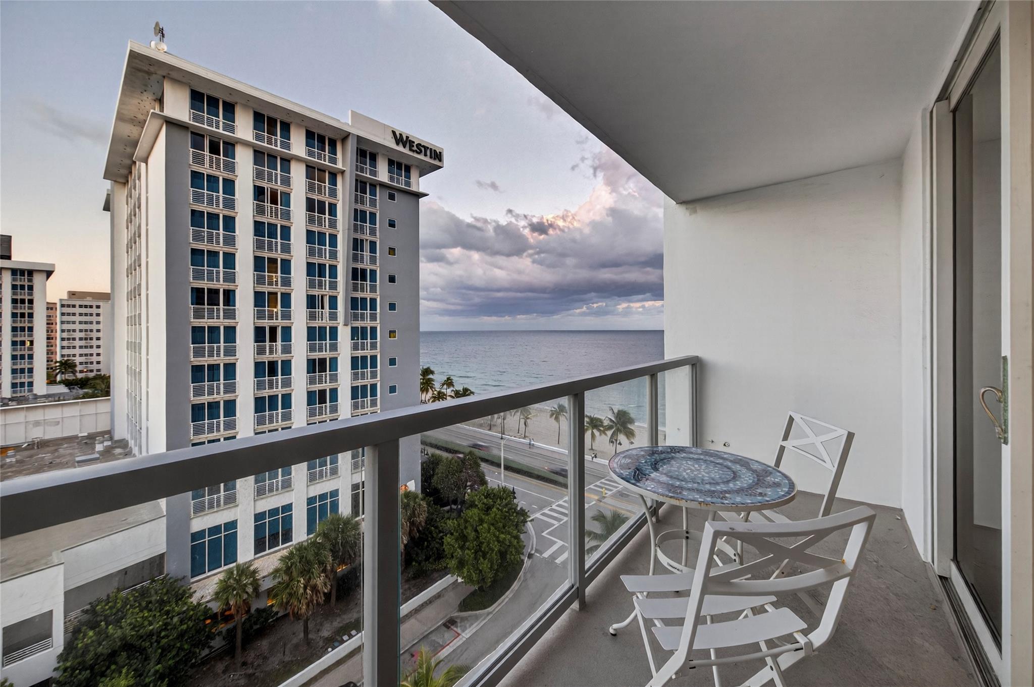 Photo for 209 N Fort Lauderdale Beach Boulevard, 8D 8D, Fort Lauderdale, FL 33304 - listing #FX-10537025 209 N Fort Lauderdale Beach Boulevard, 8D 8D, Fort Lauderdale, FL 33304