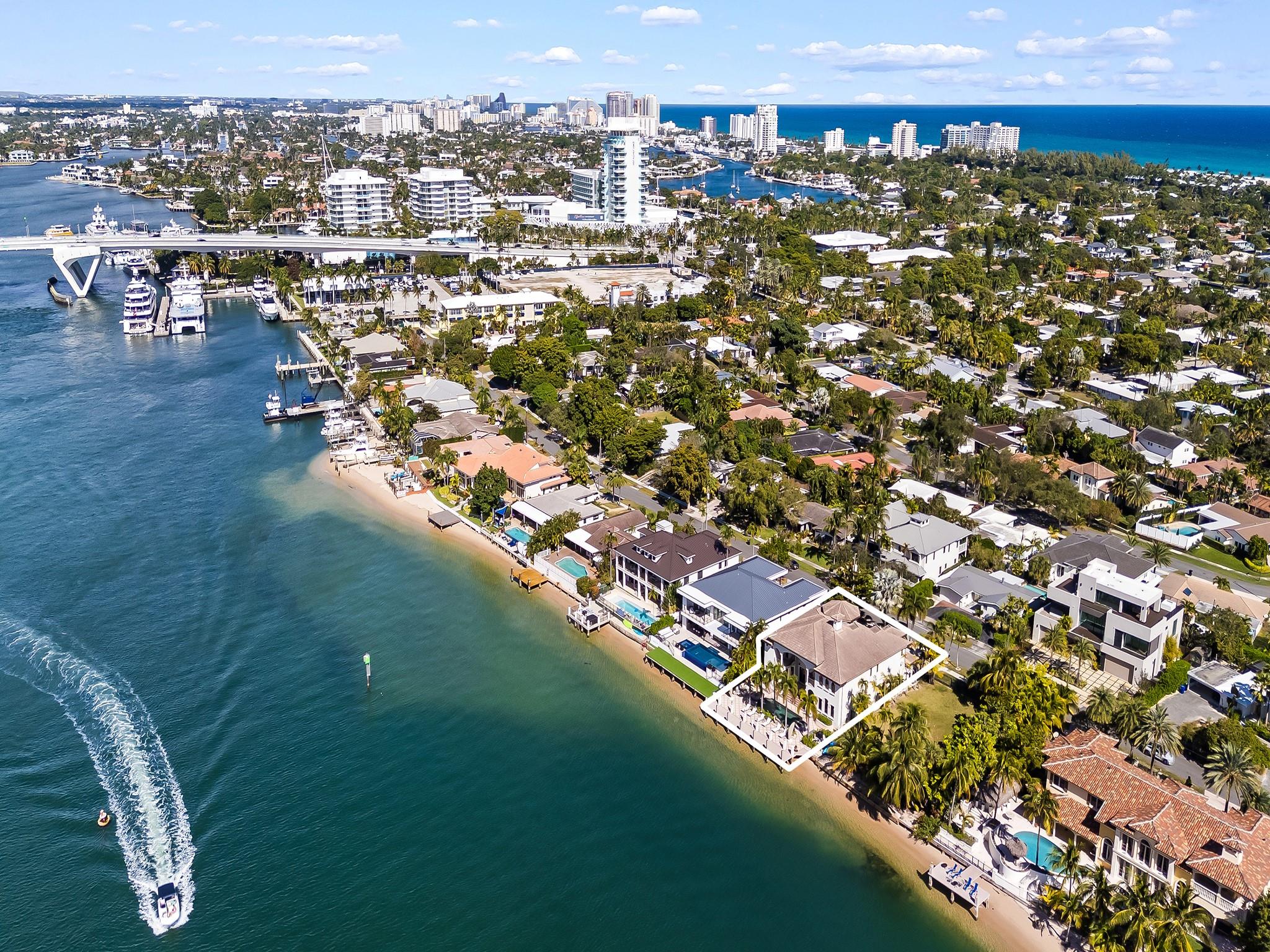 1965 SE 21st Avenue, Fort Lauderdale, FL 33316