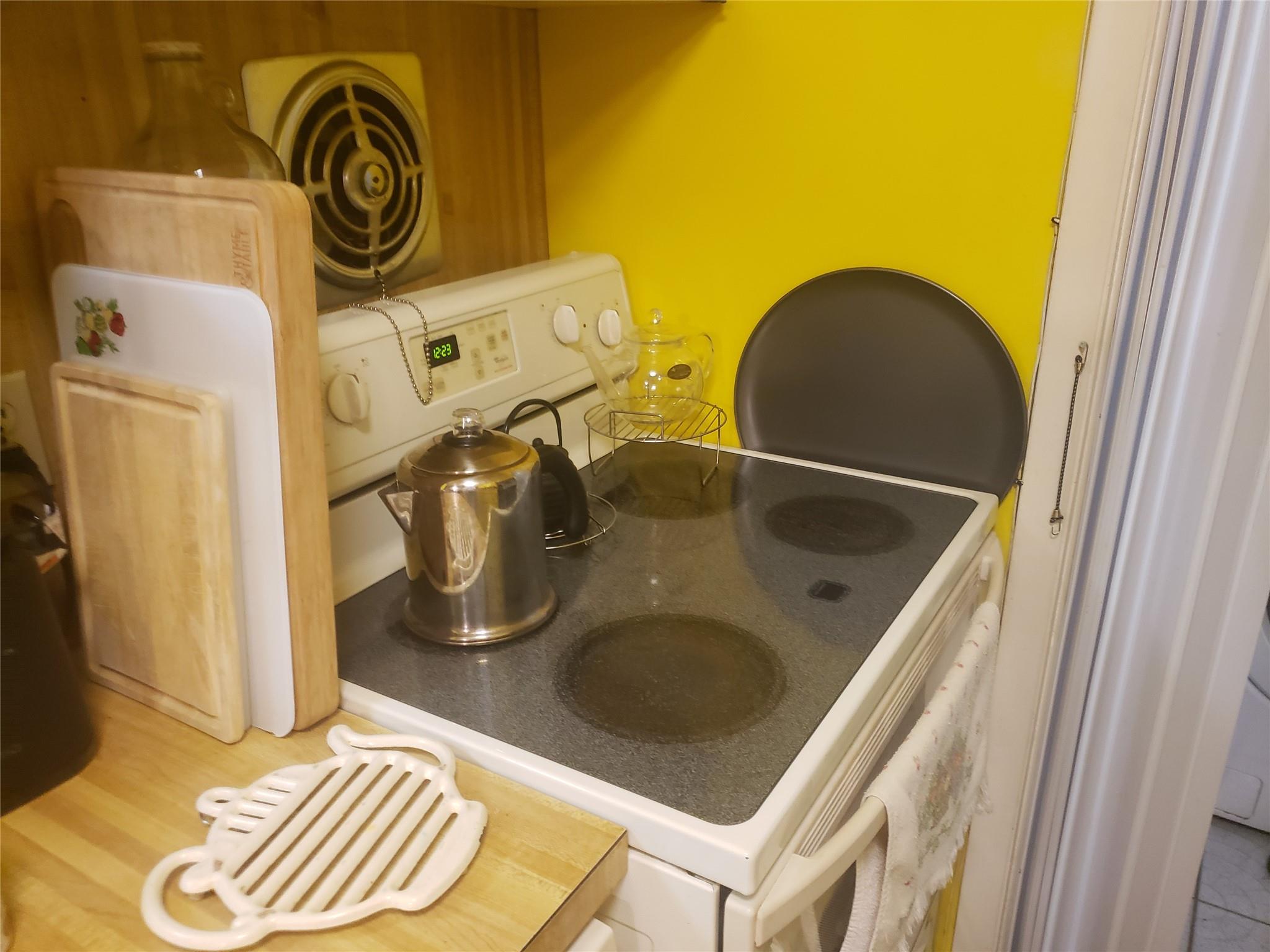 19720 NE 10th Court, Miami, FL 33179