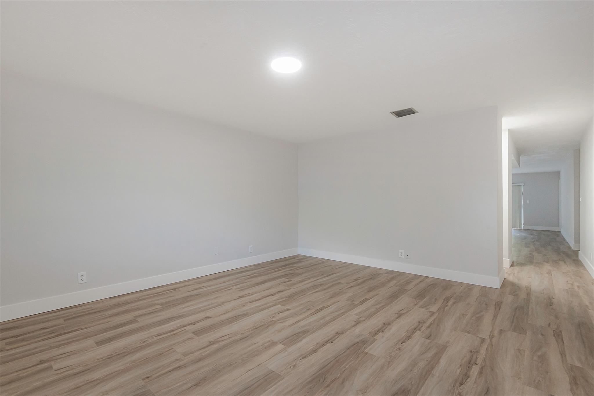 9062 NW 23rd Street W, Coral Springs, FL 33065