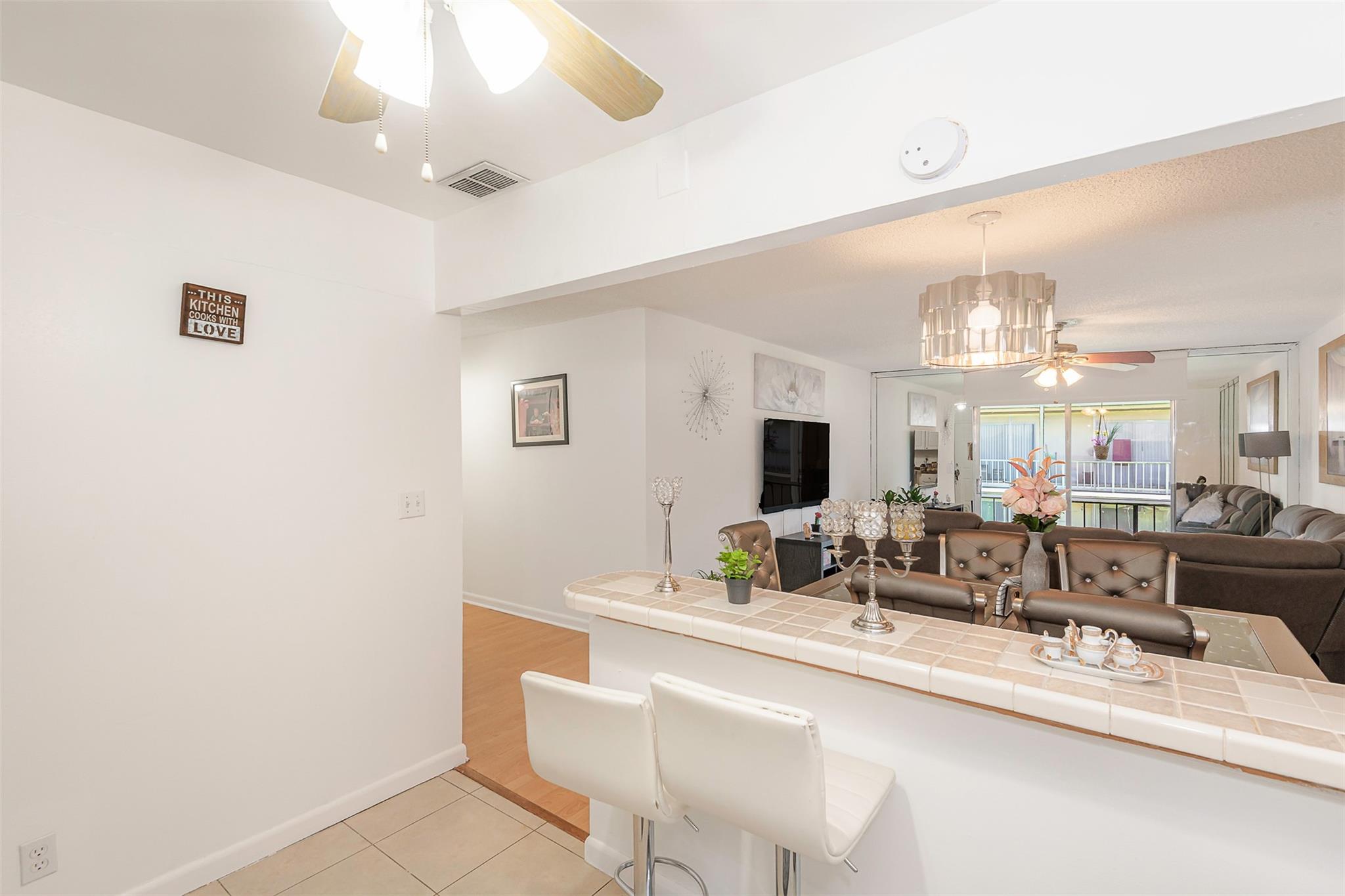 4123 NW 88th Avenue 206, Coral Springs, FL 33065