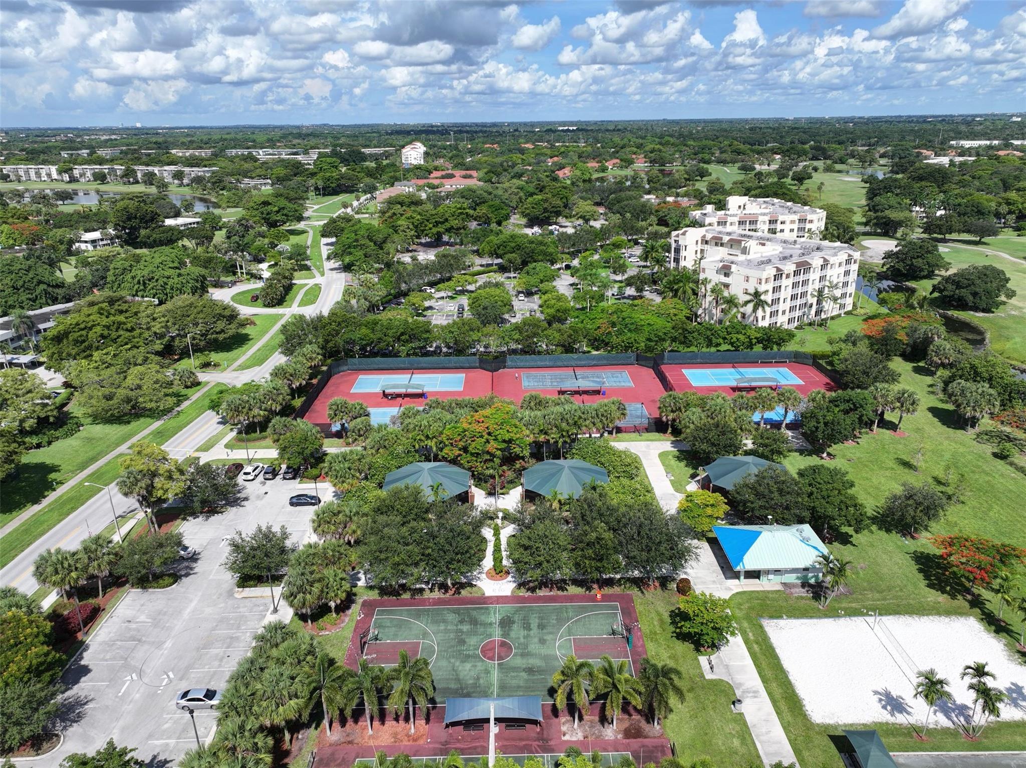 Photo for 3100 N Palm Aire Drive, 803, Pompano Beach, FL 33069 - Listing #FX-10522657 3100 N Palm Aire Drive, 803, Pompano Beach, FL 33069