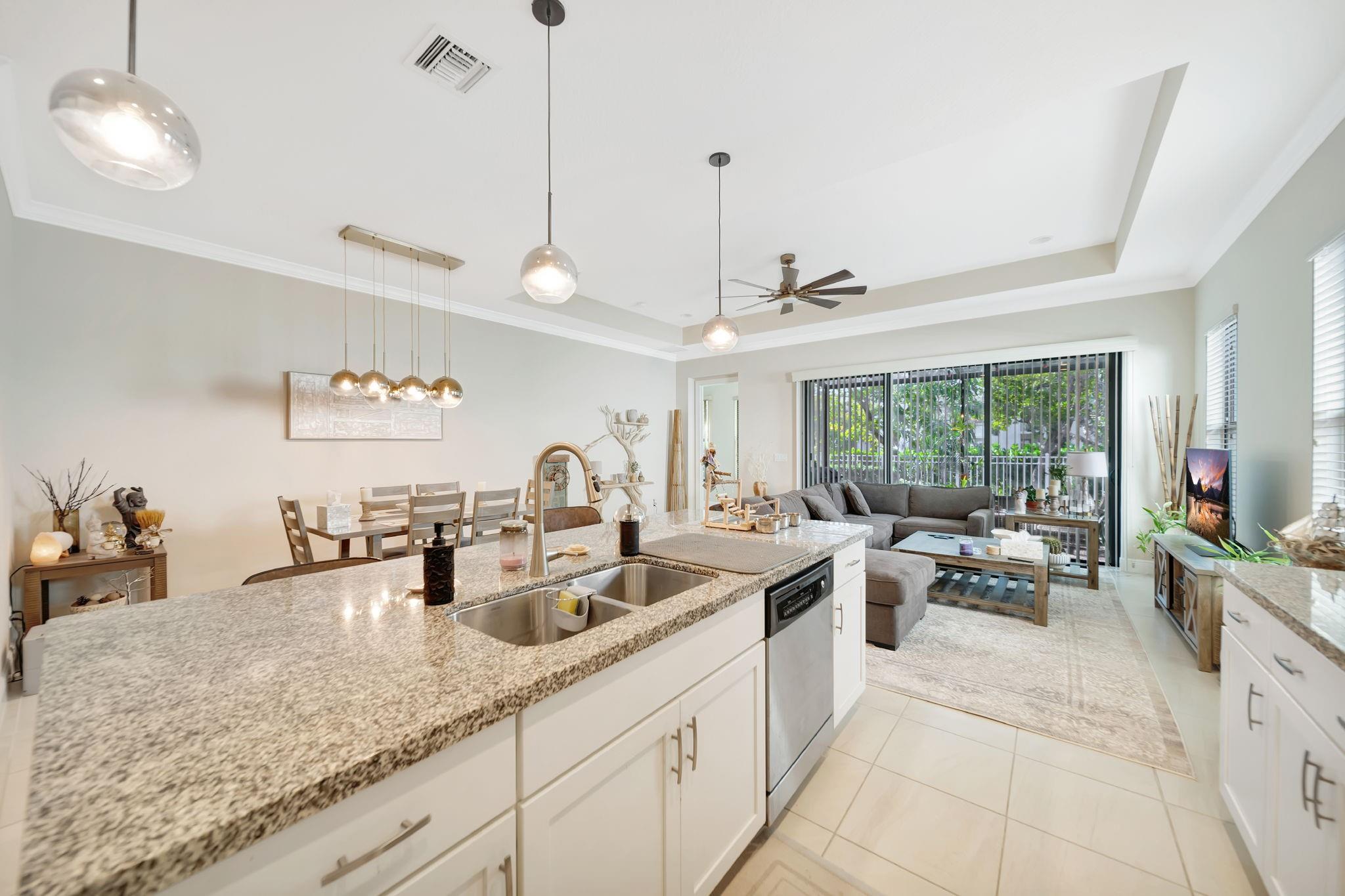 3824 NW 89th Way, Coral Springs, FL 33065