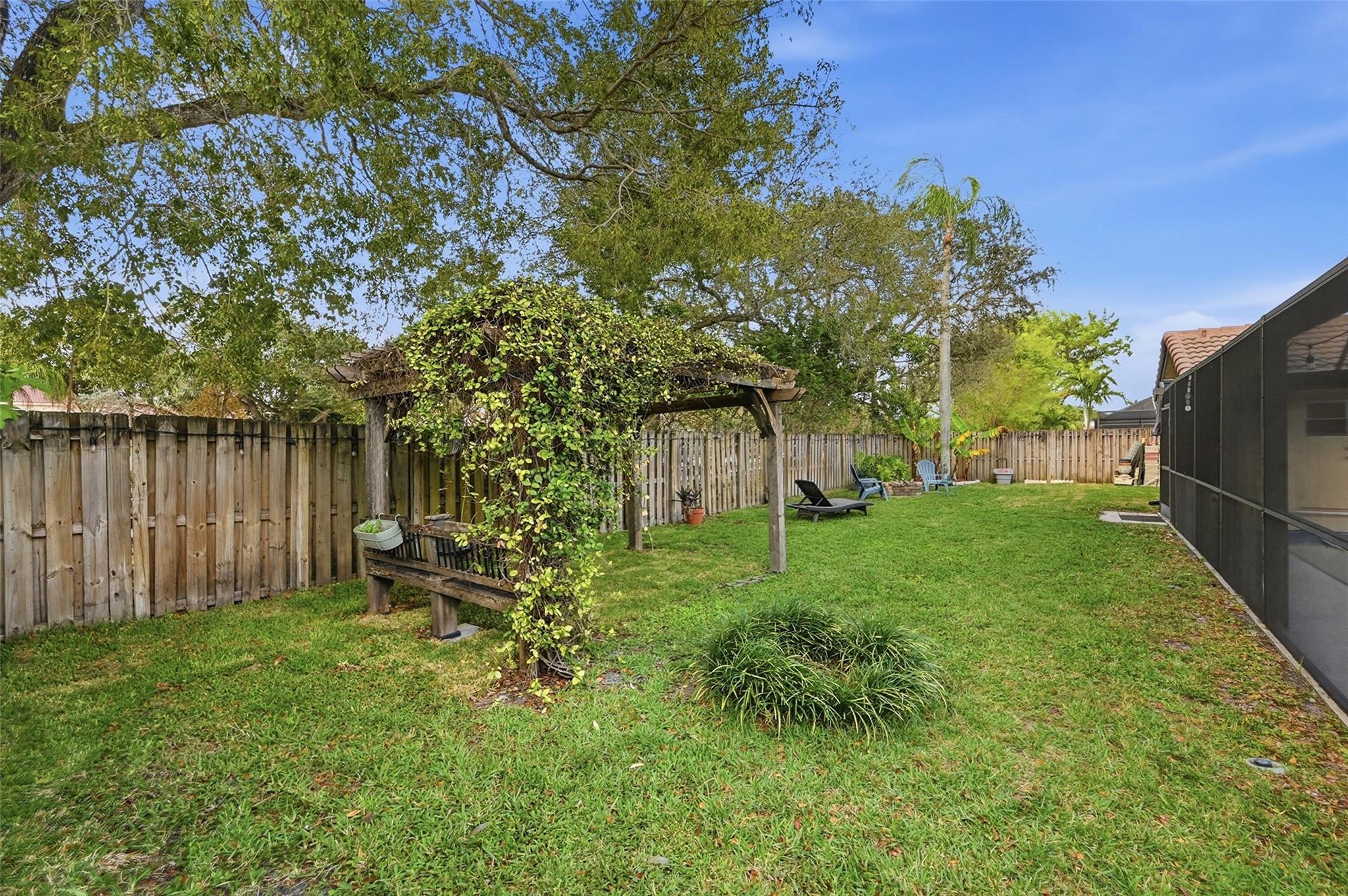 392 NW 113th Terrace, Coral Springs, FL 33071