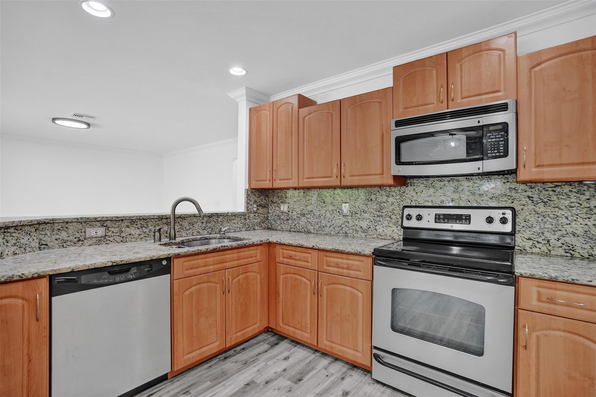 8500 NW 57th Drive, Coral Springs, FL 33067