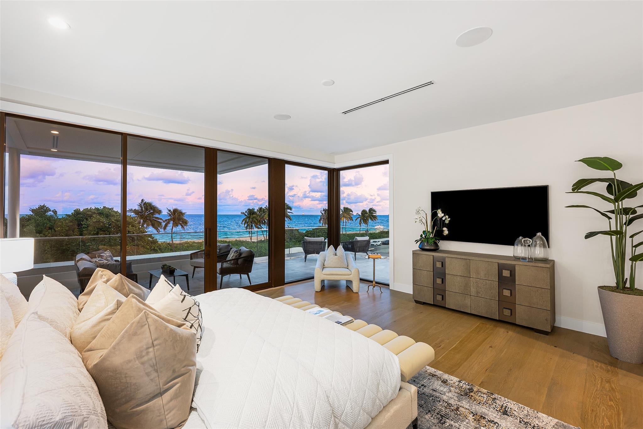 1813 N Fort Lauderdale Beach Boulevard, Fort Lauderdale, FL 33305