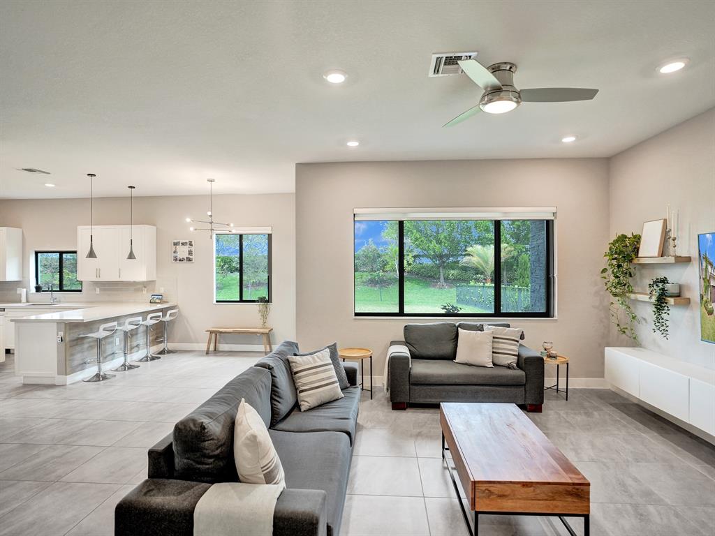 Photo for 10805 Oceano Way, Parkland, FL 33076 - Listing #FX-10428266 10805 Oceano Way, Parkland, FL 33076