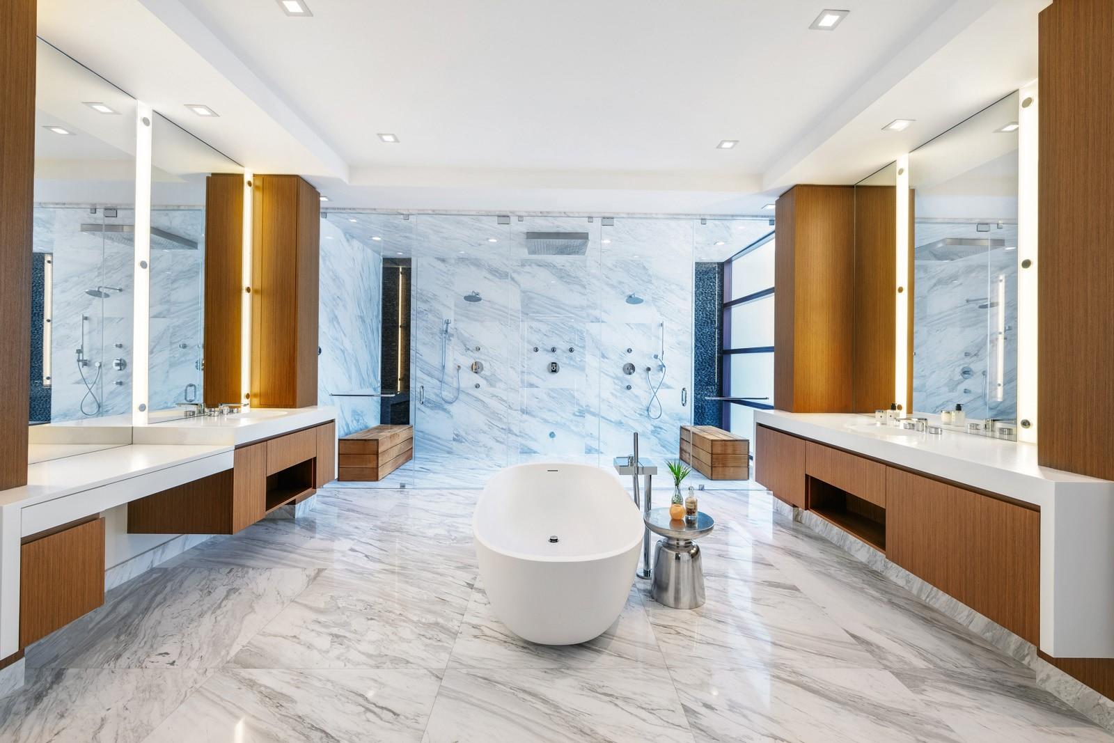 10 Pelican Drive, Fort Lauderdale, FL 33301