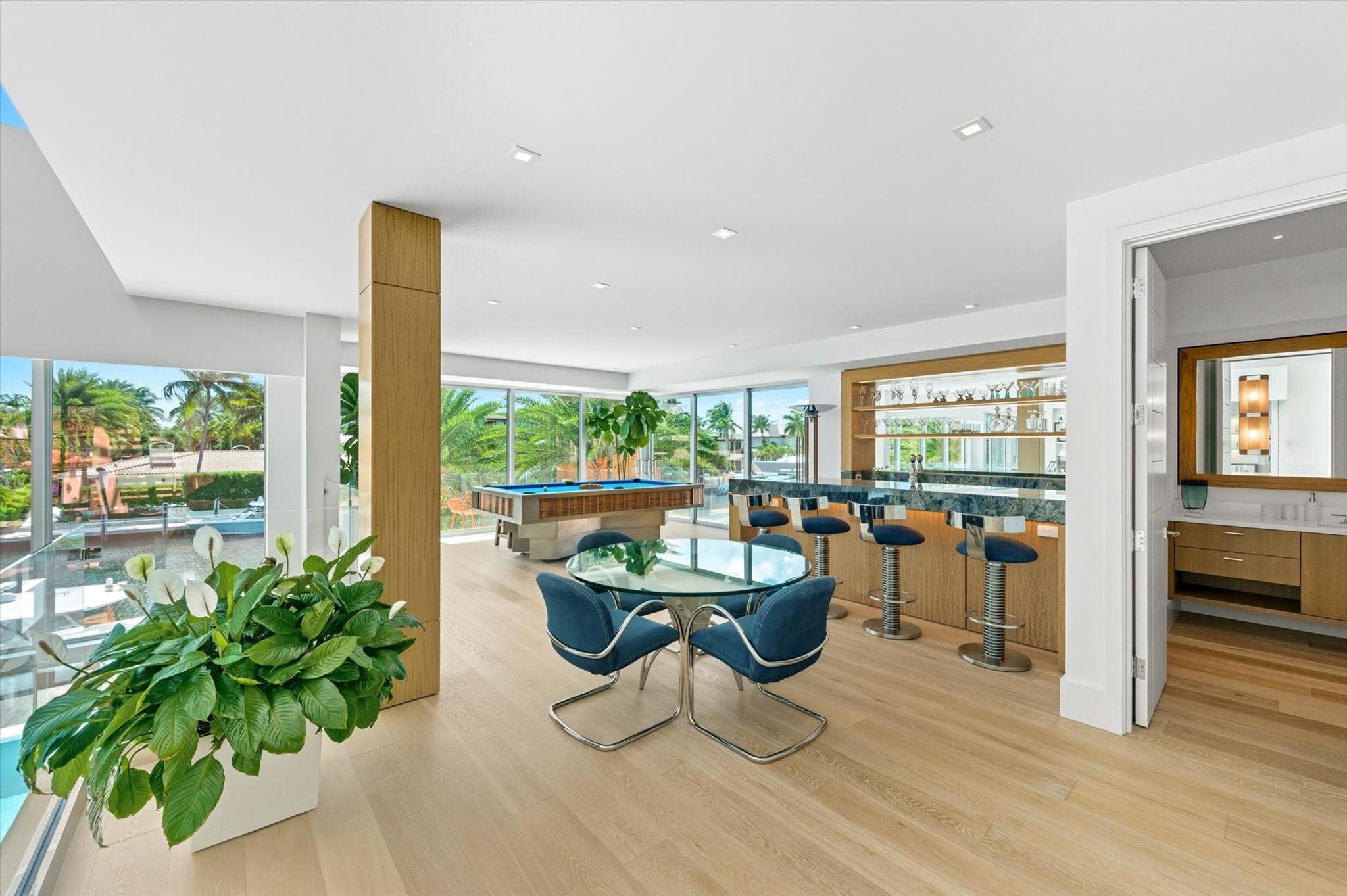 14 N Isla Bahia Drive, Fort Lauderdale, FL 33316