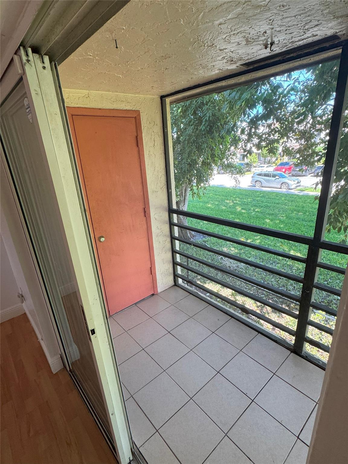 851 NE 209th Terrace 202, Miami, FL 33179