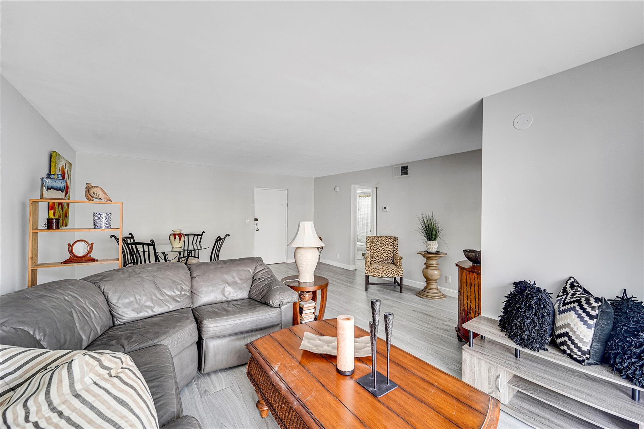Photo for 2201 NW 41st Avenue, 209, Lauderhill, FL 33313 - Listing #FX-10499529 2201 NW 41st Avenue, 209, Lauderhill, FL 33313