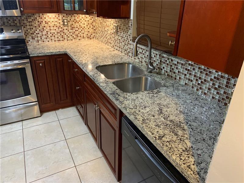 2830 Riverside Drive 102, Coral Springs, FL 33065