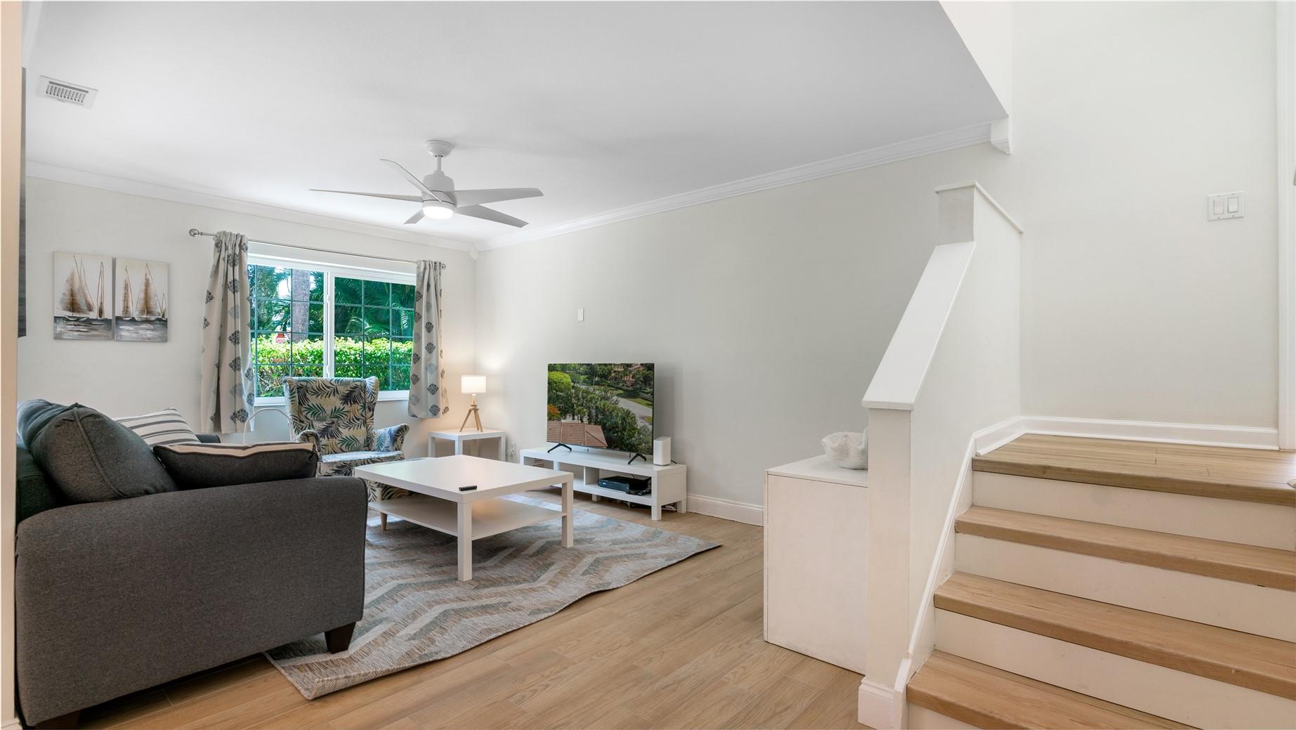 6525 Via Regina 0100, Boca Raton, FL 33433