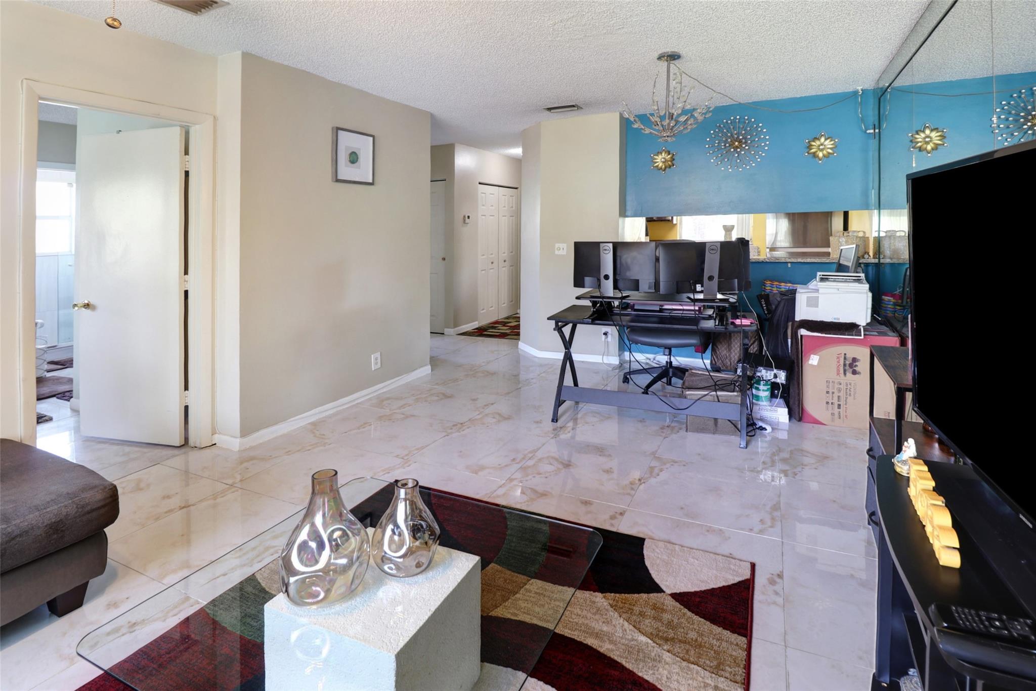3246 NW 102nd Terrace 308-F, Coral Springs, FL 33065