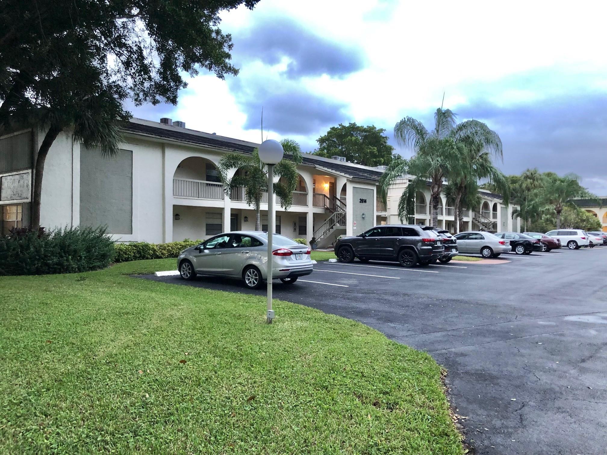 Photo for 2614 Nassau Bend, D2, Coconut Creek, FL 33066 - listing #FX-10533532 2614 Nassau Bend, D2, Coconut Creek, FL 33066