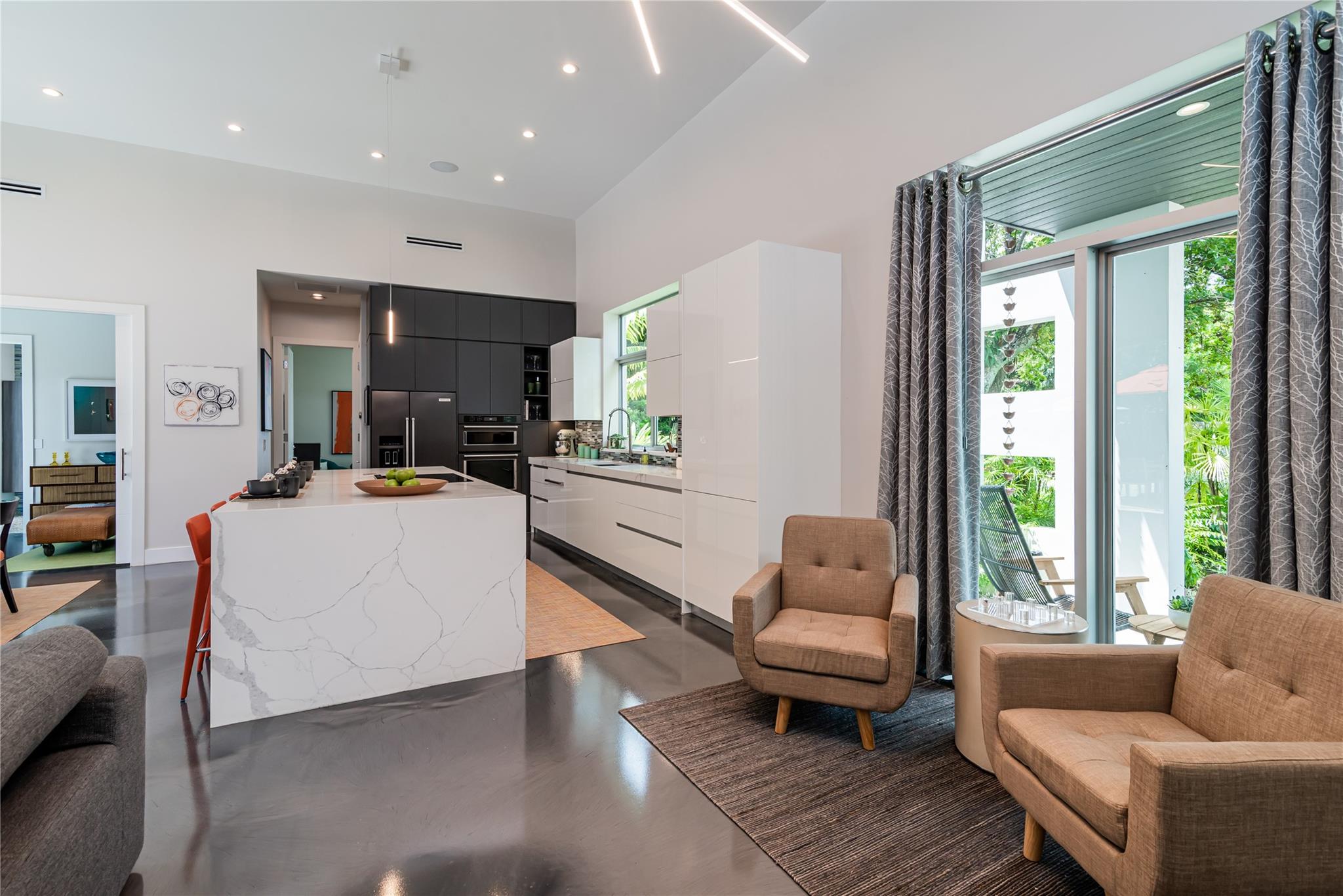 Photo for 2626 NE 5th Terrace, Wilton Manors, FL 33334 - Listing #FX-10493331 2626 NE 5th Terrace, Wilton Manors, FL 33334