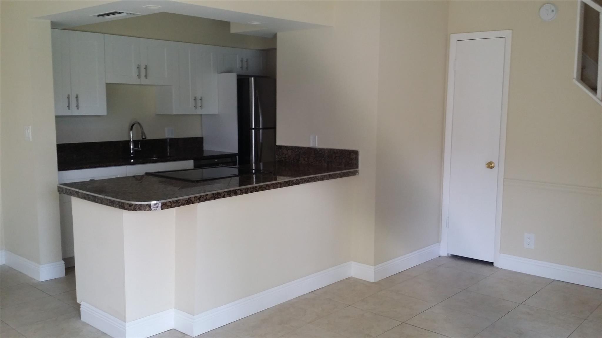 8877 NW 28th Drive 3, Coral Springs, FL 33065