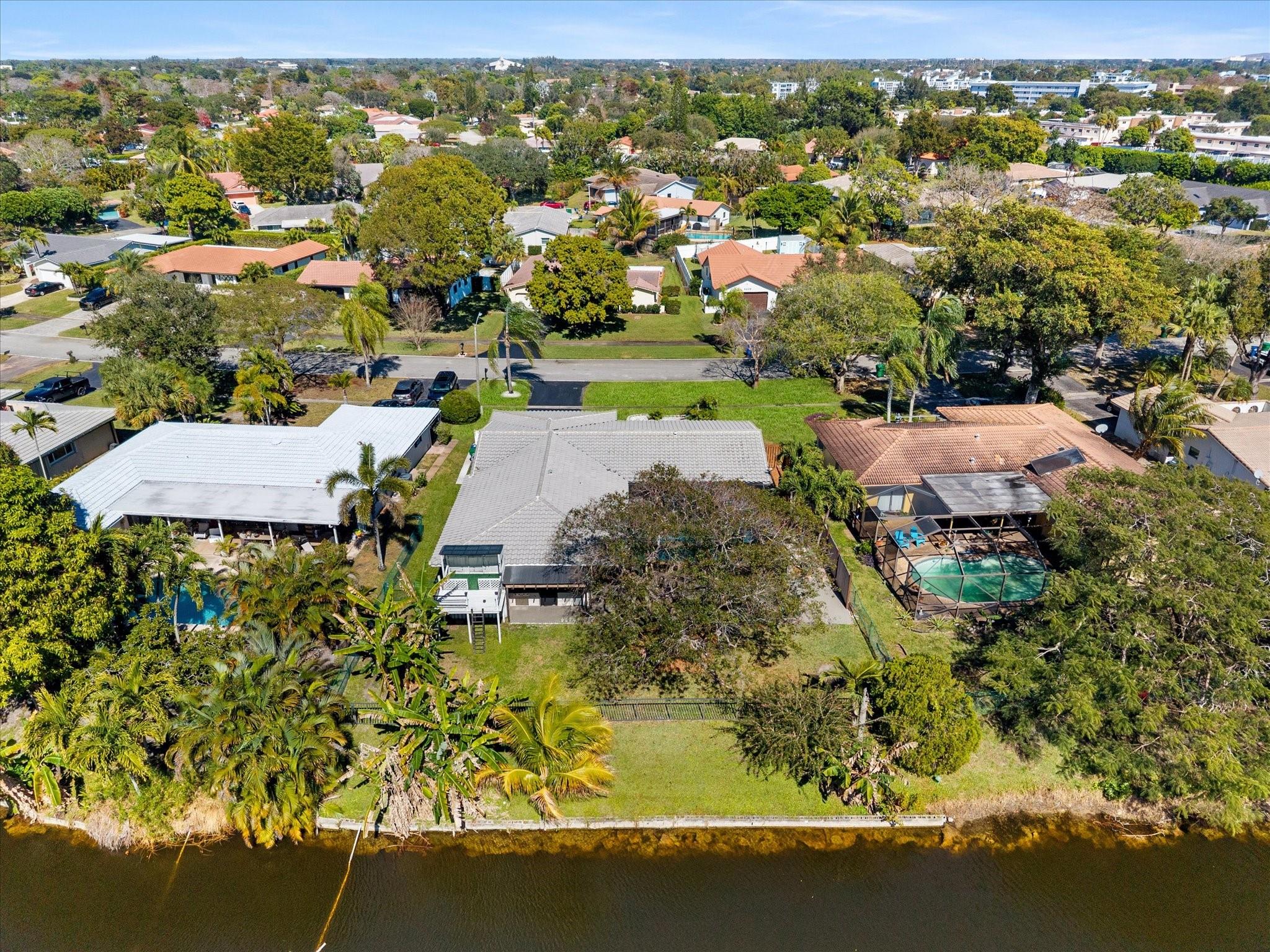 8264 Shadow Wood Boulevard, Coral Springs, FL 33071