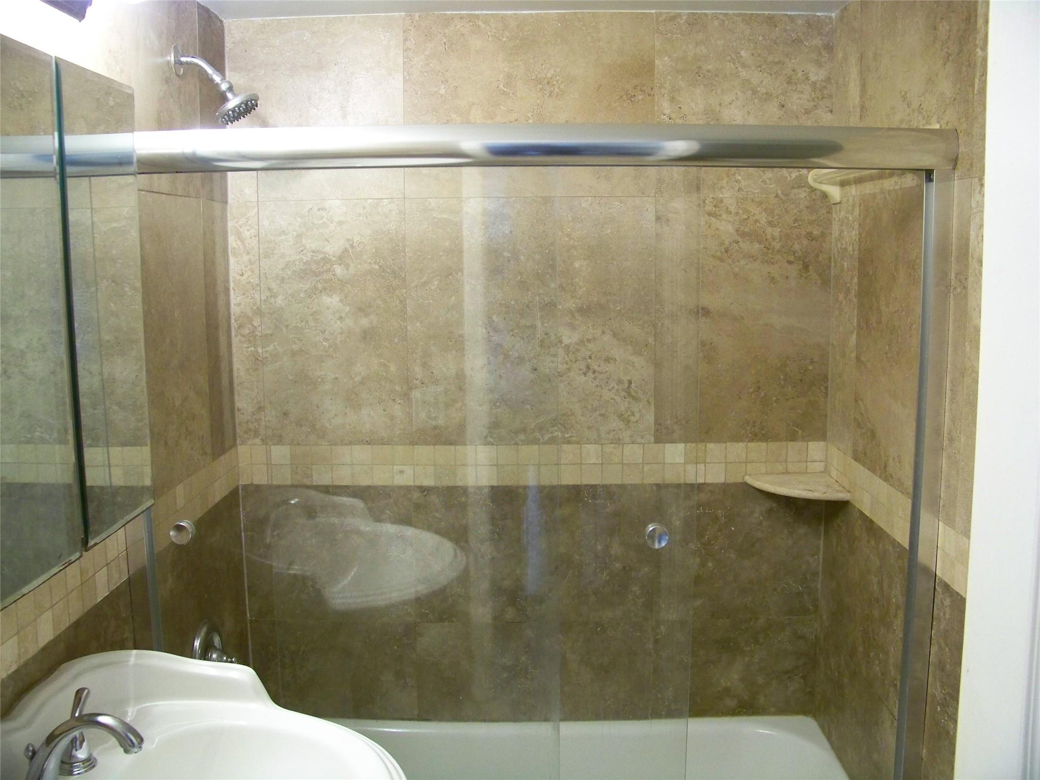 3218 NW 103rd Terrace 202B, Coral Springs, FL 33065