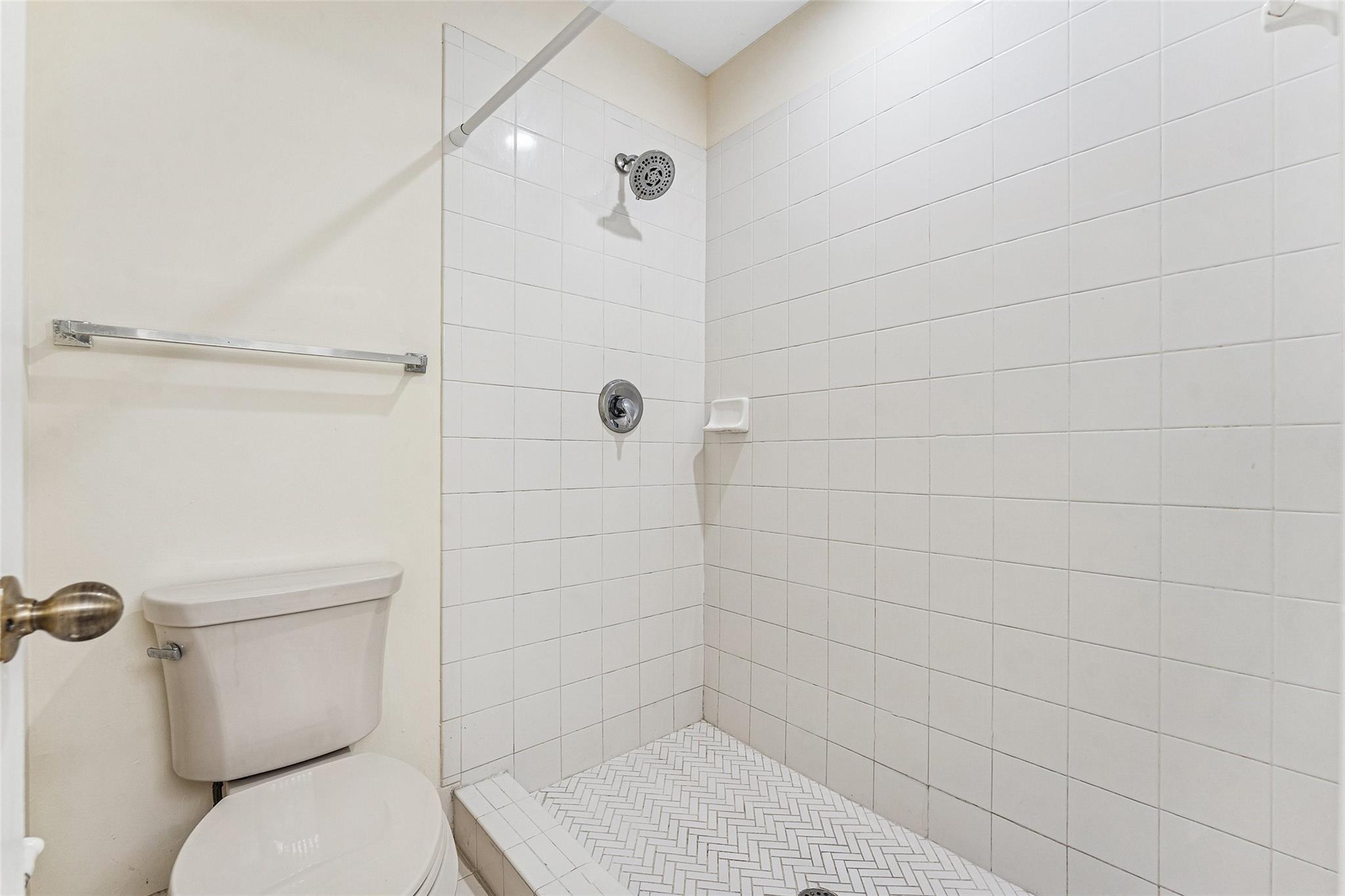 8466 NW 40th Street, Coral Springs, FL 33065