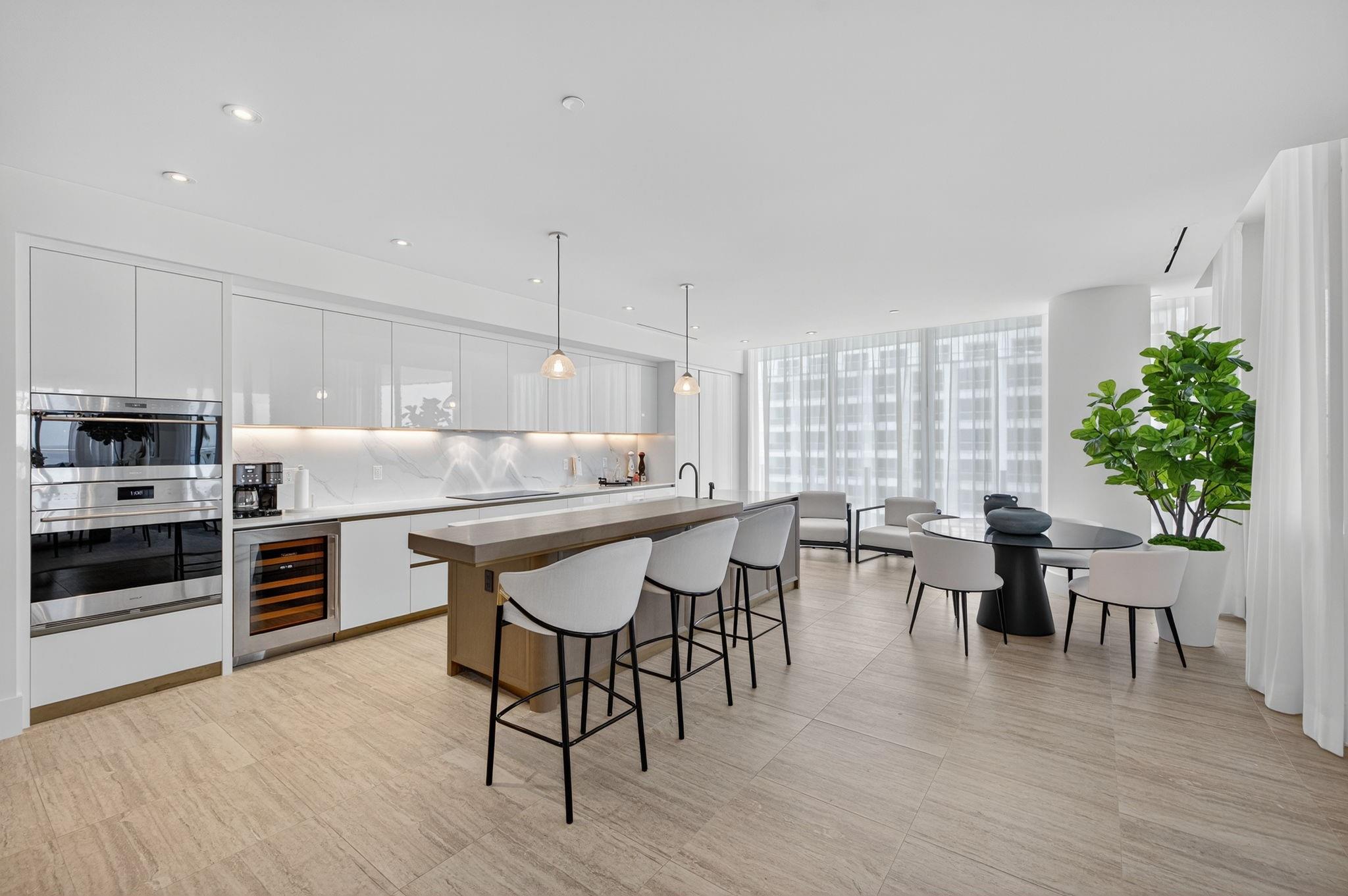 525 Fort Lauderdale Beach Boulevard 1902, Fort Lauderdale, FL 33304