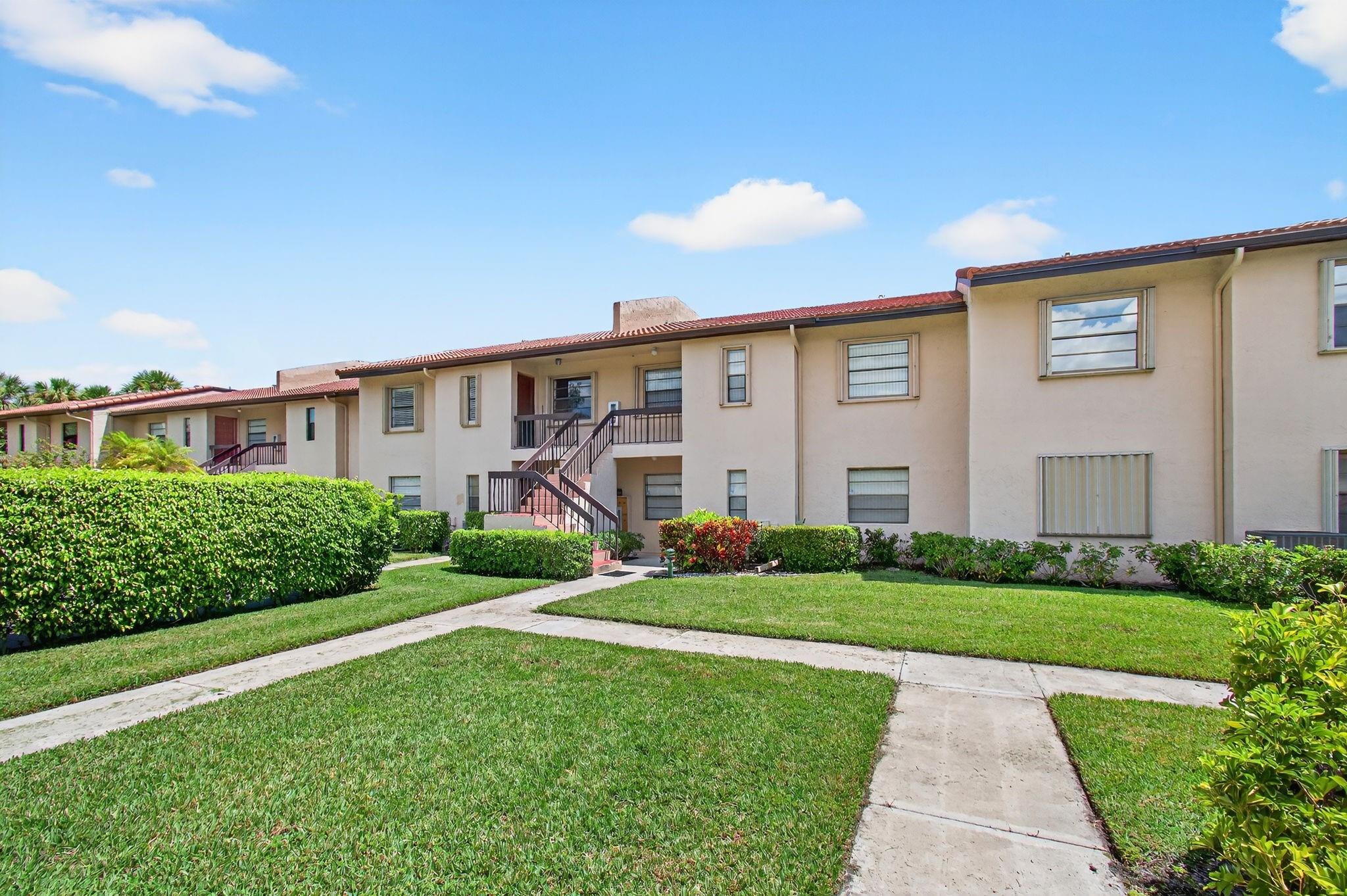 Photo for 9283 Vista Del Lago, 37-J, Boca Raton, FL 33428 - Listing #FX-10520430 9283 Vista Del Lago, 37-J, Boca Raton, FL 33428