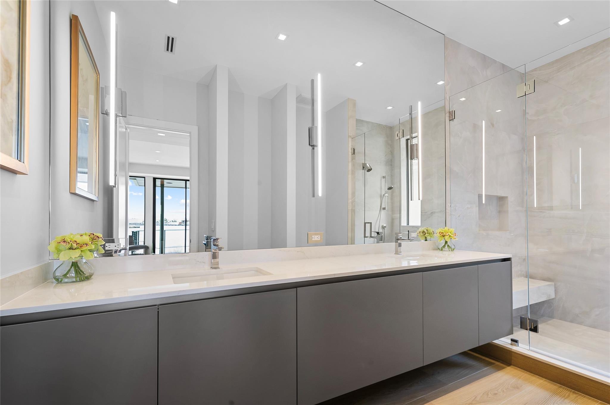 1957 Harbourview Drive, Fort Lauderdale, FL 33316