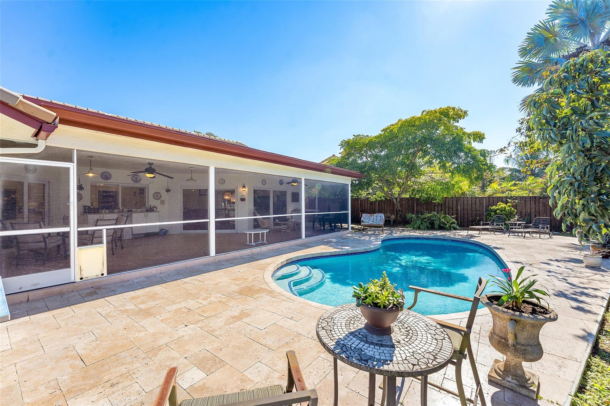 128 NW 110th Way, Coral Springs, FL 33071