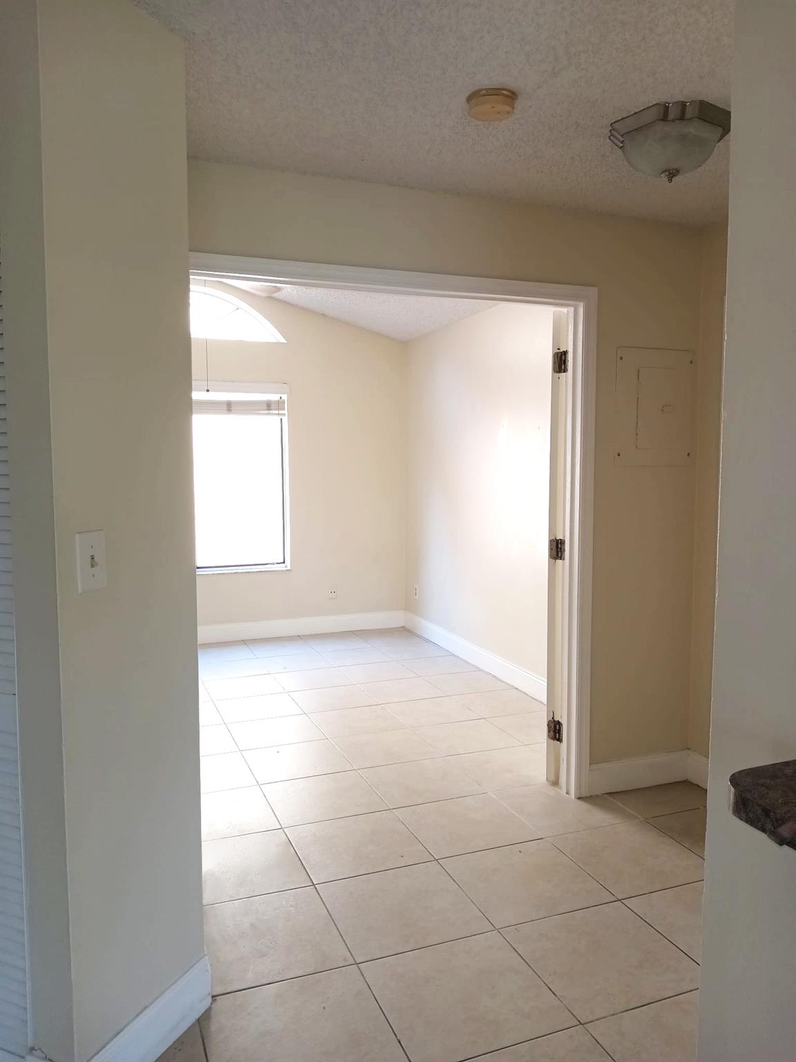 1055 Coral Club Drive 1055, Coral Springs, FL 33071