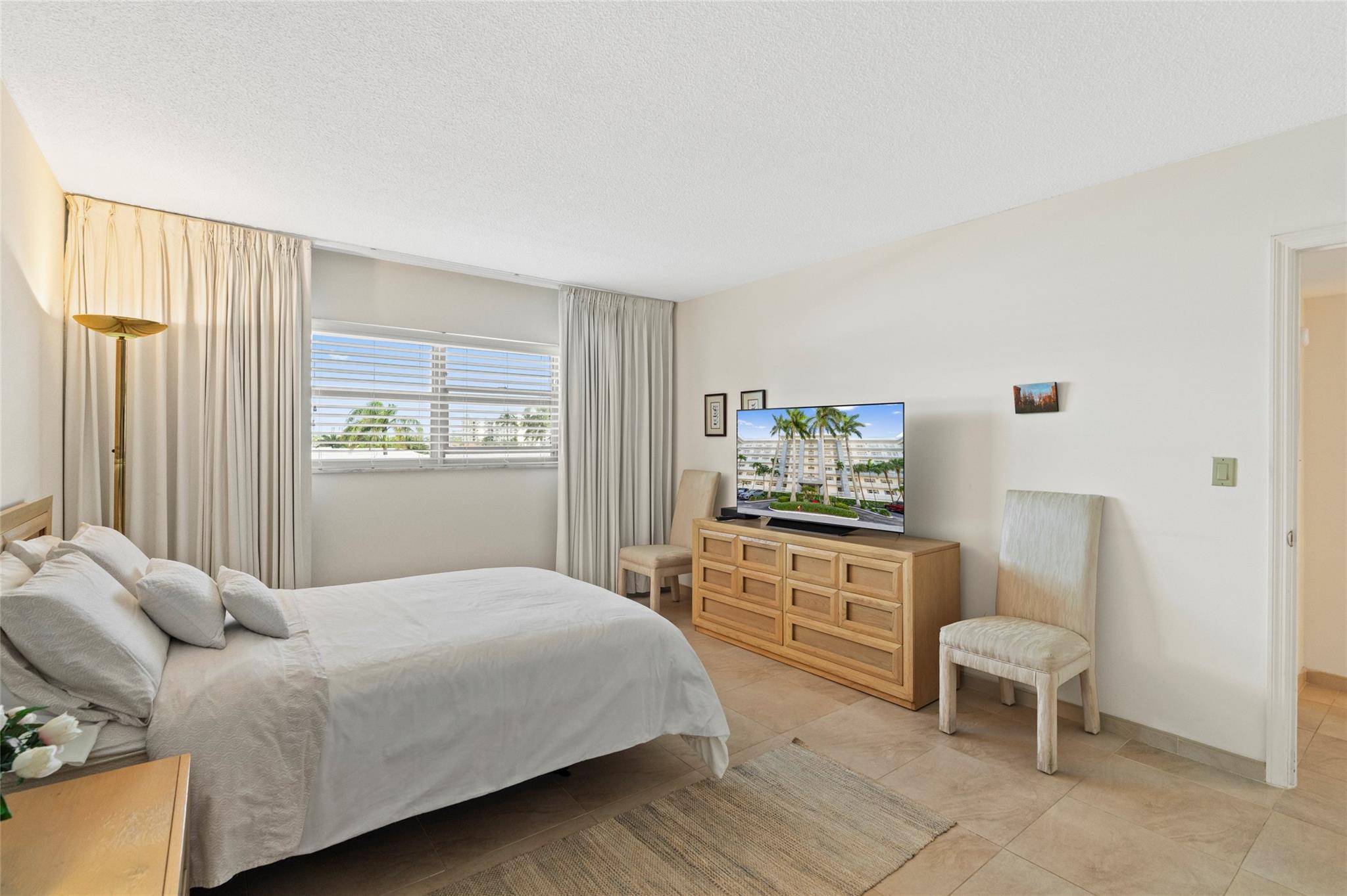 Photo for 3050 NE 47th Court, 502 & 503, Fort Lauderdale, FL 33308 - Listing #FX-10477937 3050 NE 47th Court, 502 & 503, Fort Lauderdale, FL 33308