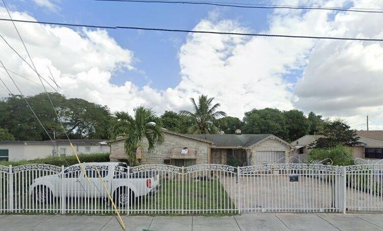 10335 NW 26th Avenue, Miami, FL 33147