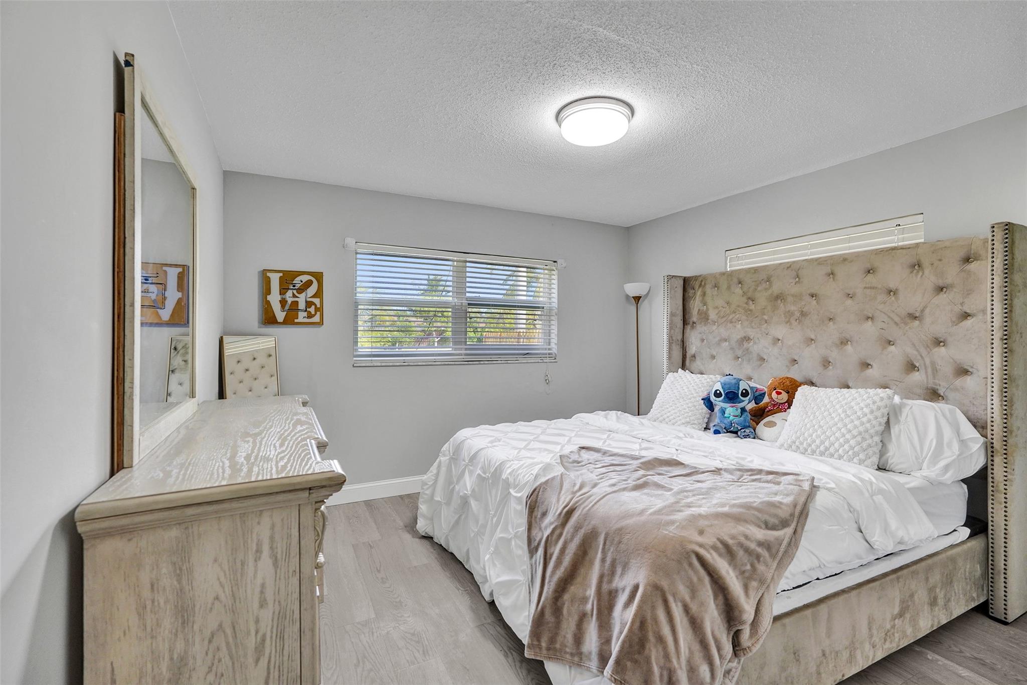 4017 Woodside Drive, Coral Springs, FL 33065