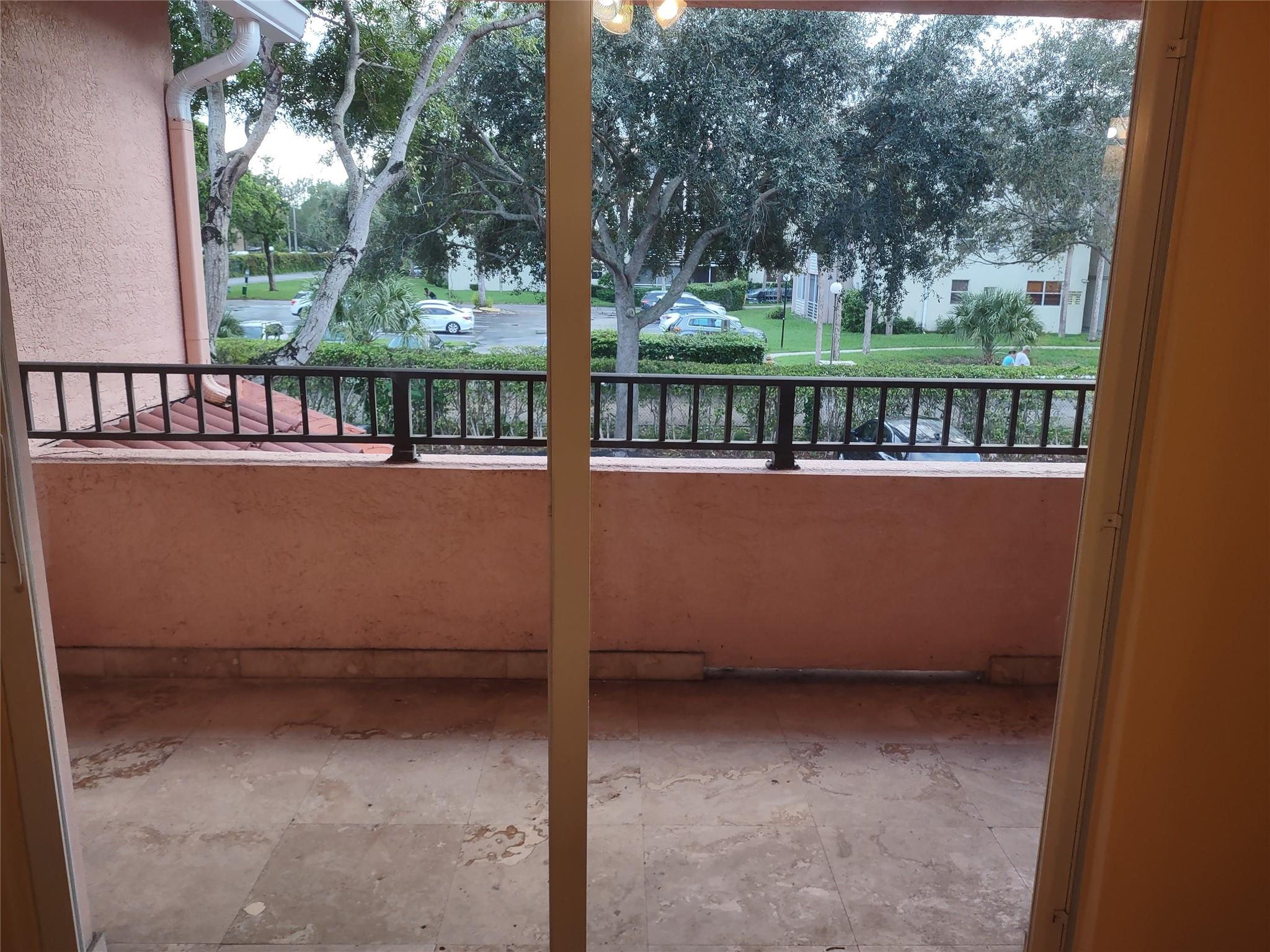 Photo for 2404 Belmont Lane, 2404, North Lauderdale, FL 33068 - listing #FX-10533546 2404 Belmont Lane, 2404, North Lauderdale, FL 33068