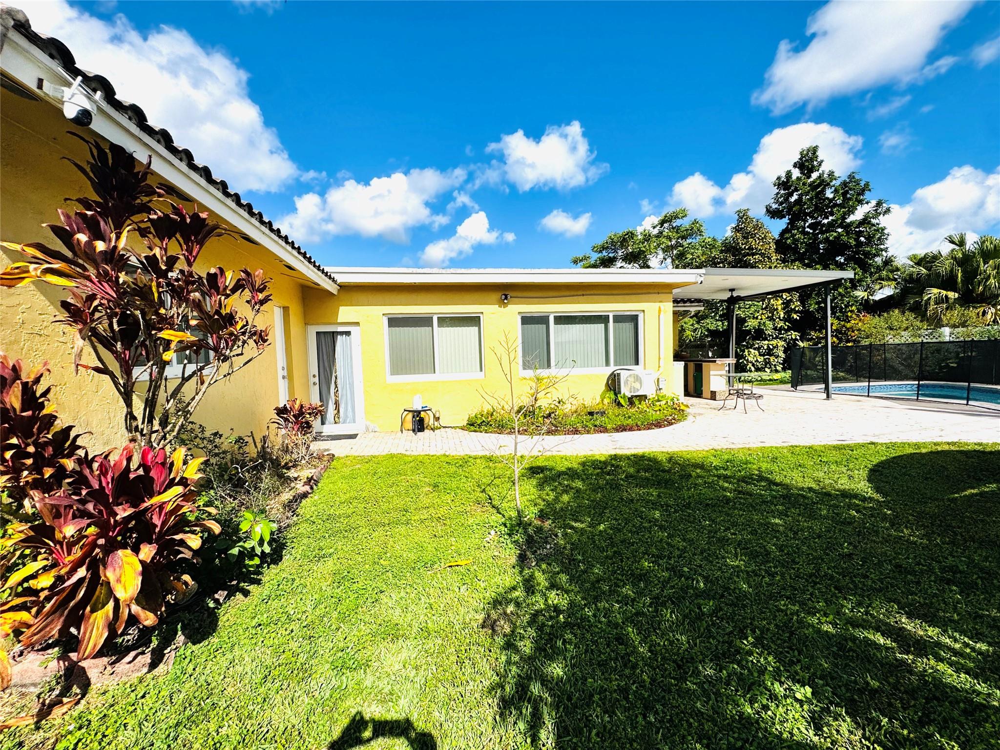 8306 NW 36th Street, Coral Springs, FL 33065